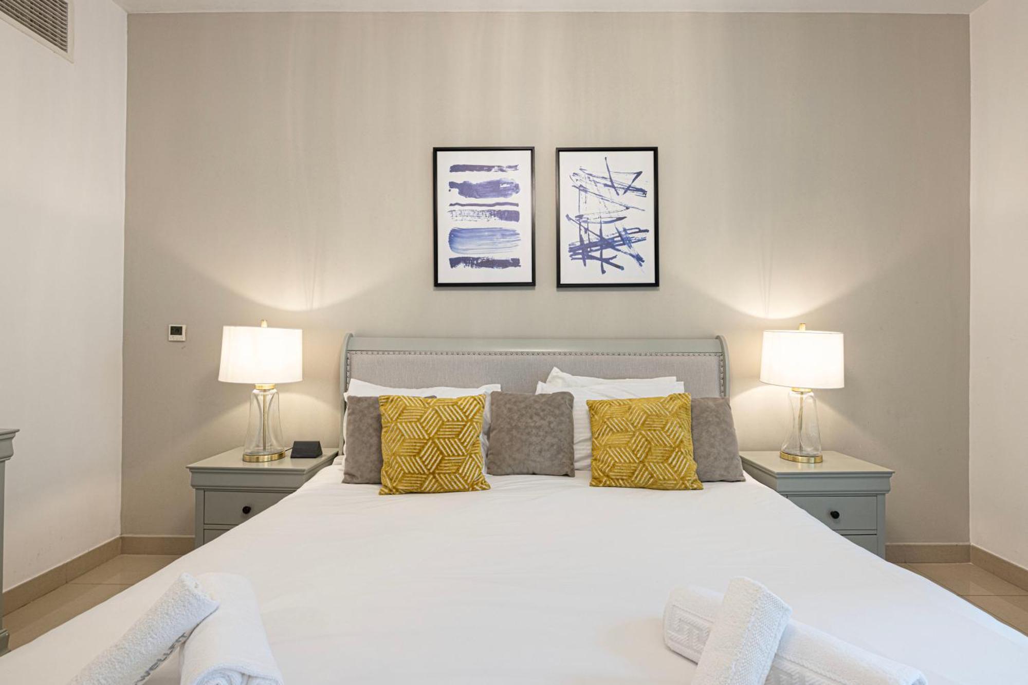 First Class 3br Burj Khalifa & Fountain View Apartment
