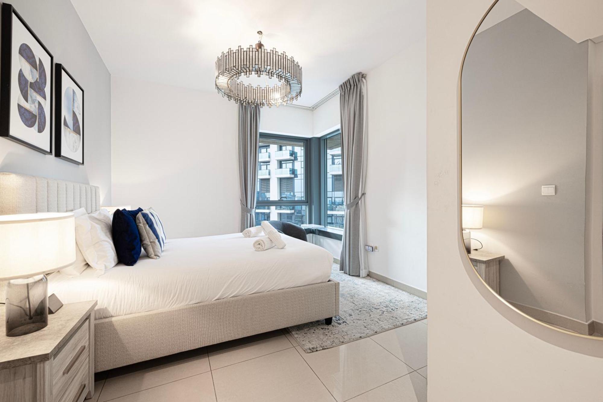 Apartment First Class 3br Burj Khalifa & Fountain View *