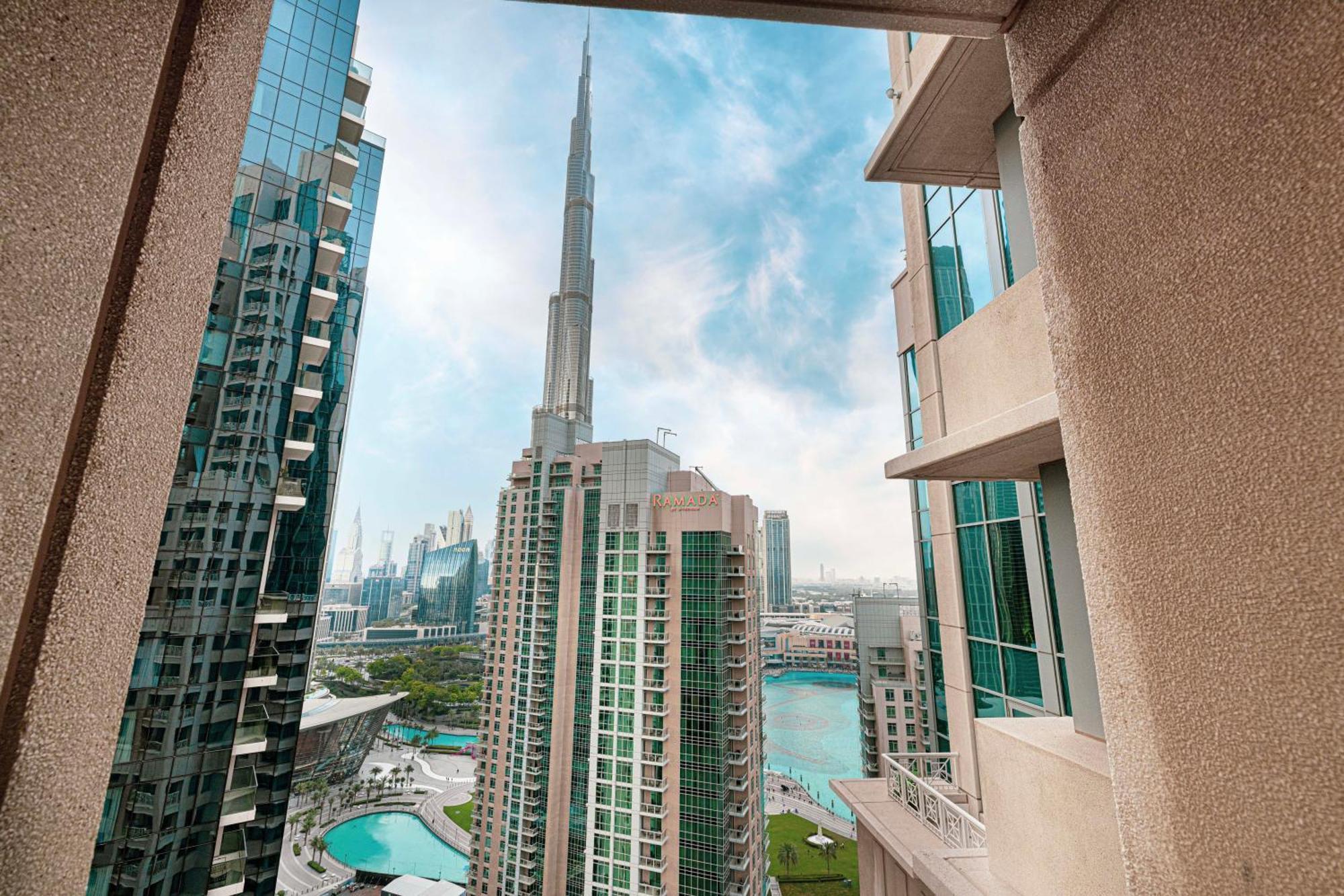 First Class 3br Burj Khalifa & Fountain View