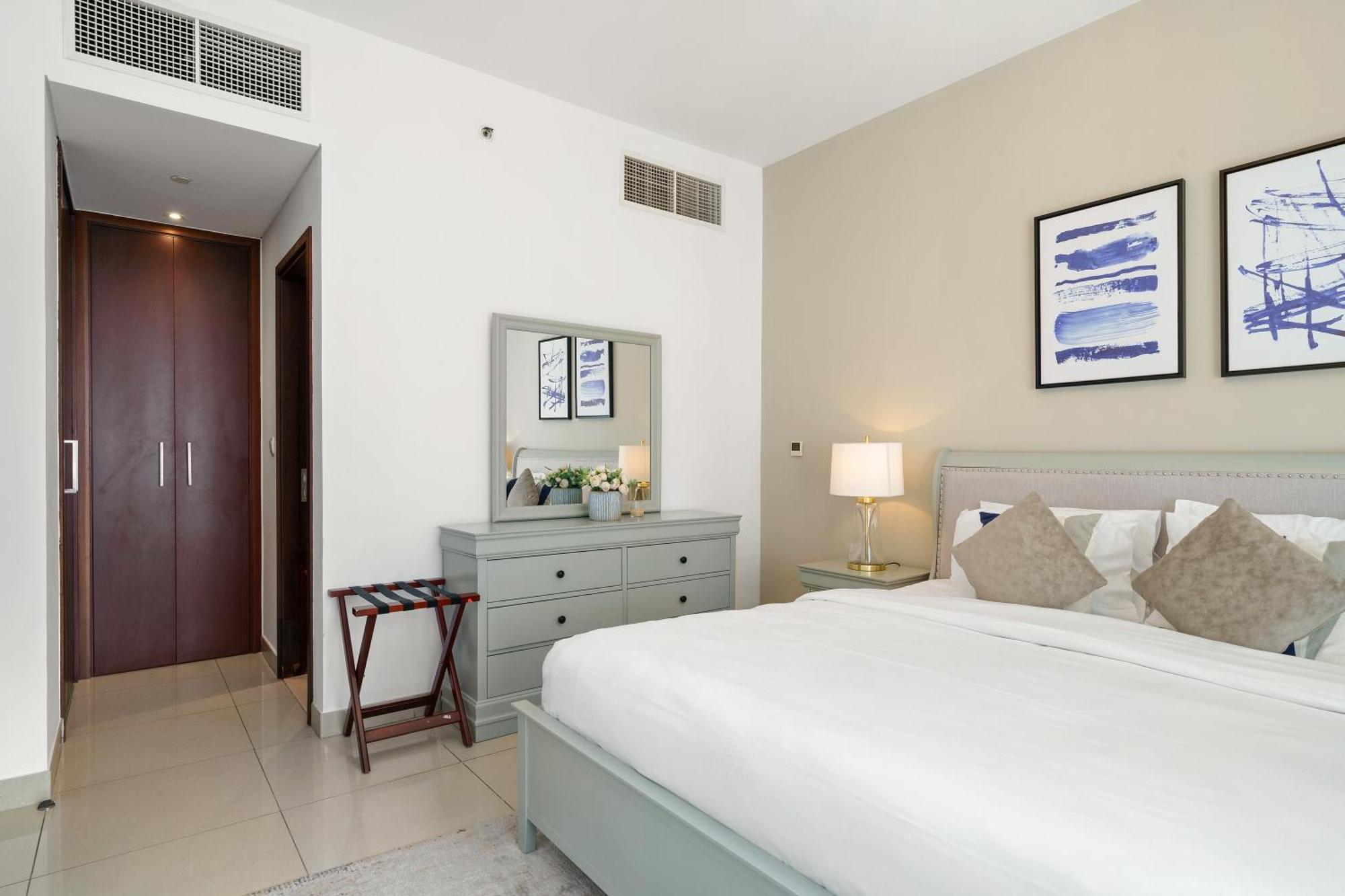 First Class 3br Burj Khalifa & Fountain View