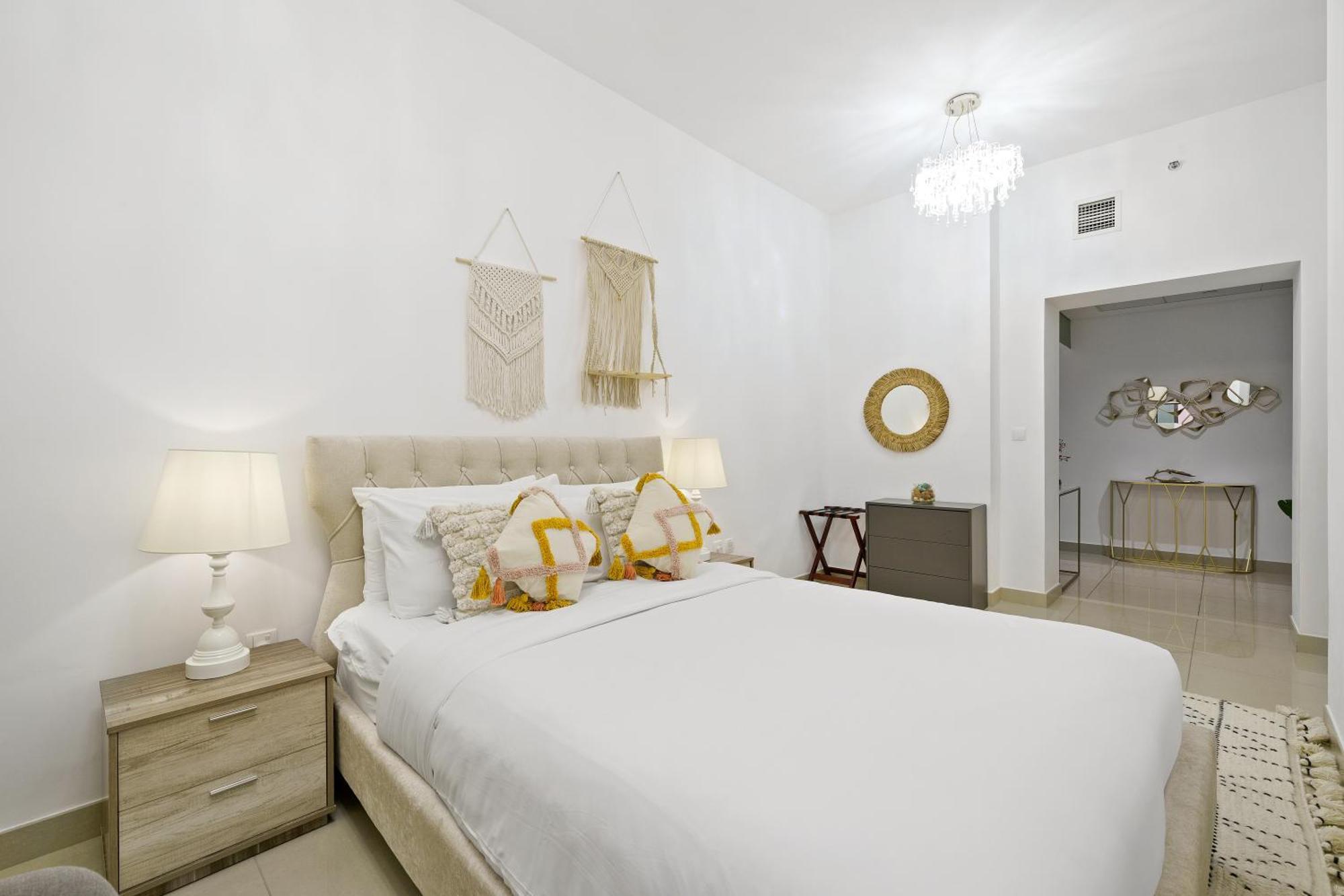 Apartment First Class 3br Burj Khalifa & Fountain View Dubai