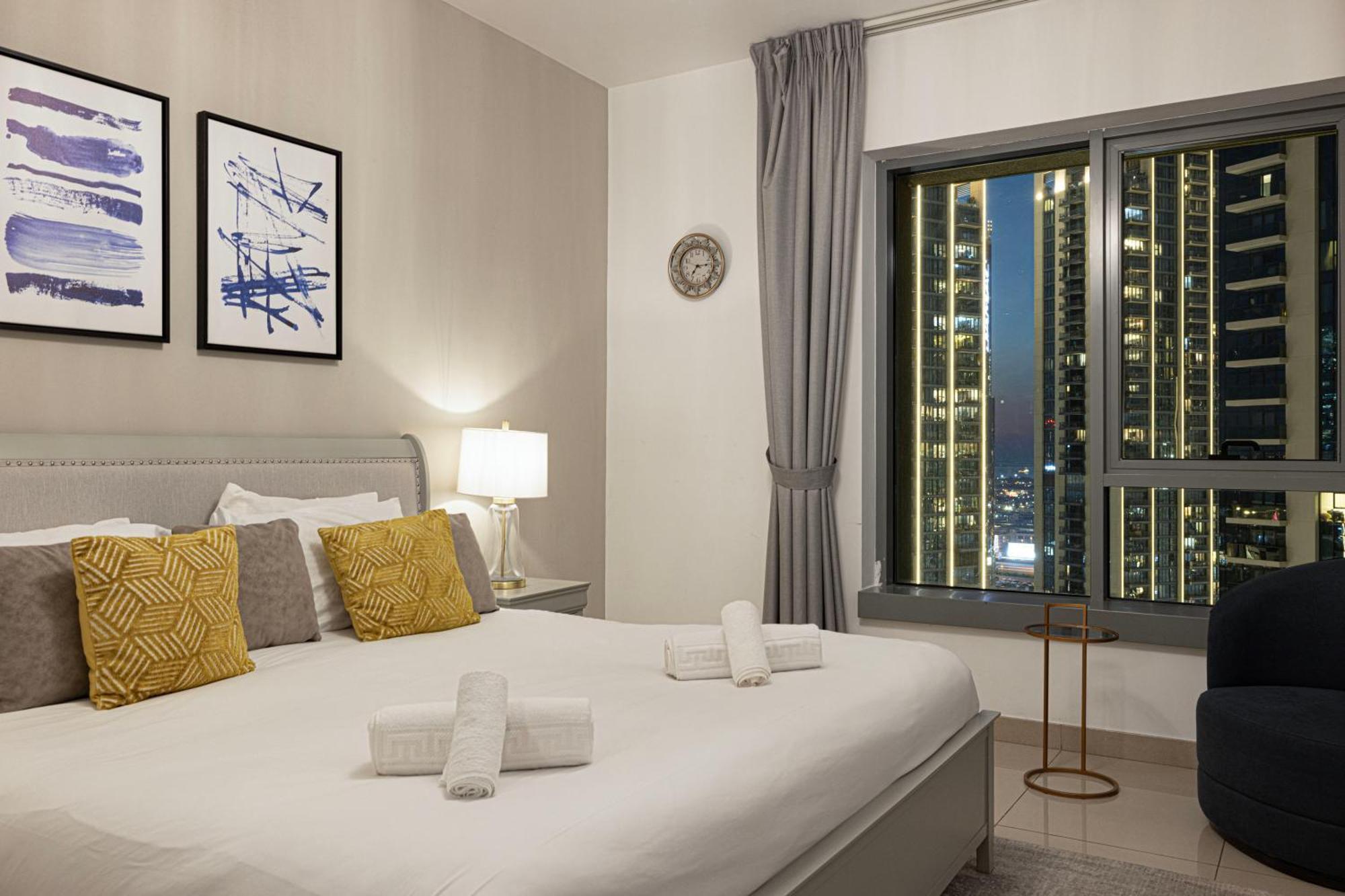 First Class 3br Burj Khalifa & Fountain View