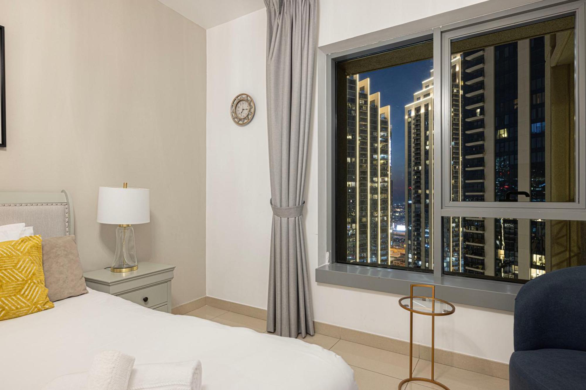 First Class 3br Burj Khalifa & Fountain View Apartment Dubai