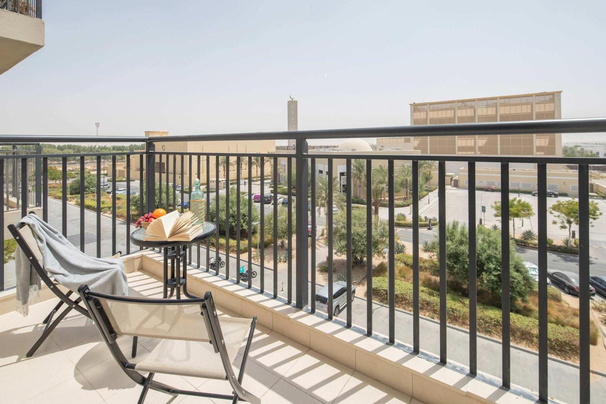 Frank Porter - Hayat Boulevard 1a Apartment