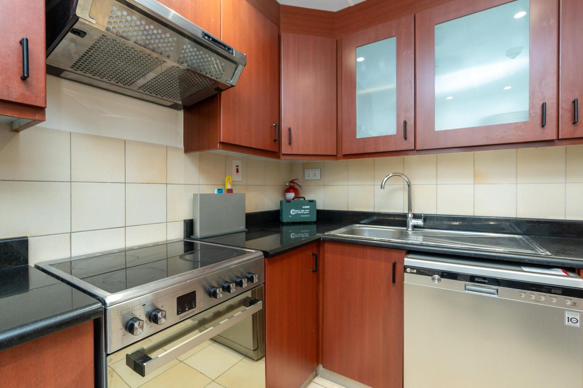 Apartment Huge On The