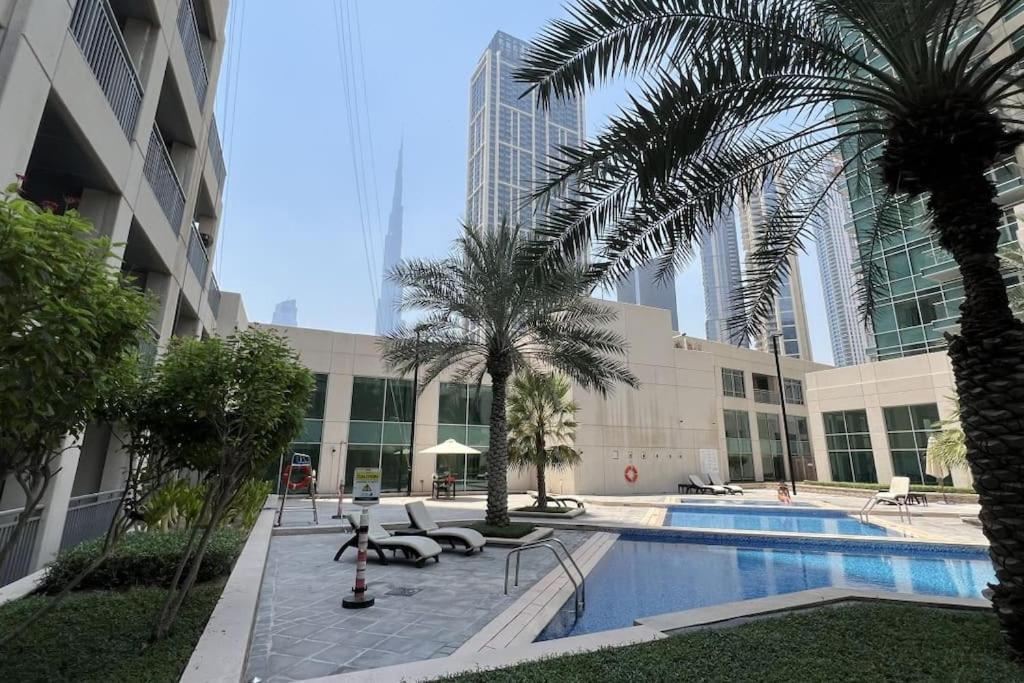 Downtown - Luxury 1 Bed - Near Mall Dubai