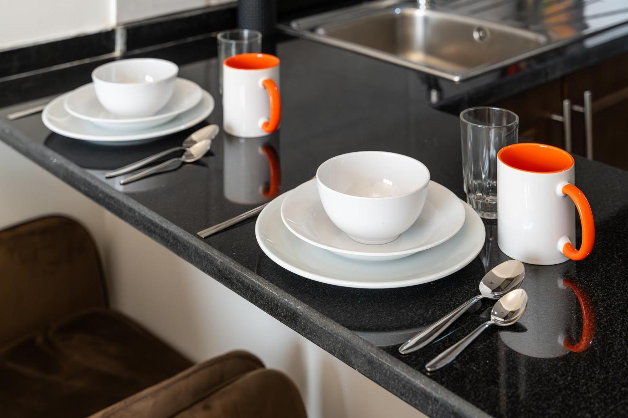 Bright In The Heart Of Silicon Oasis Apartment