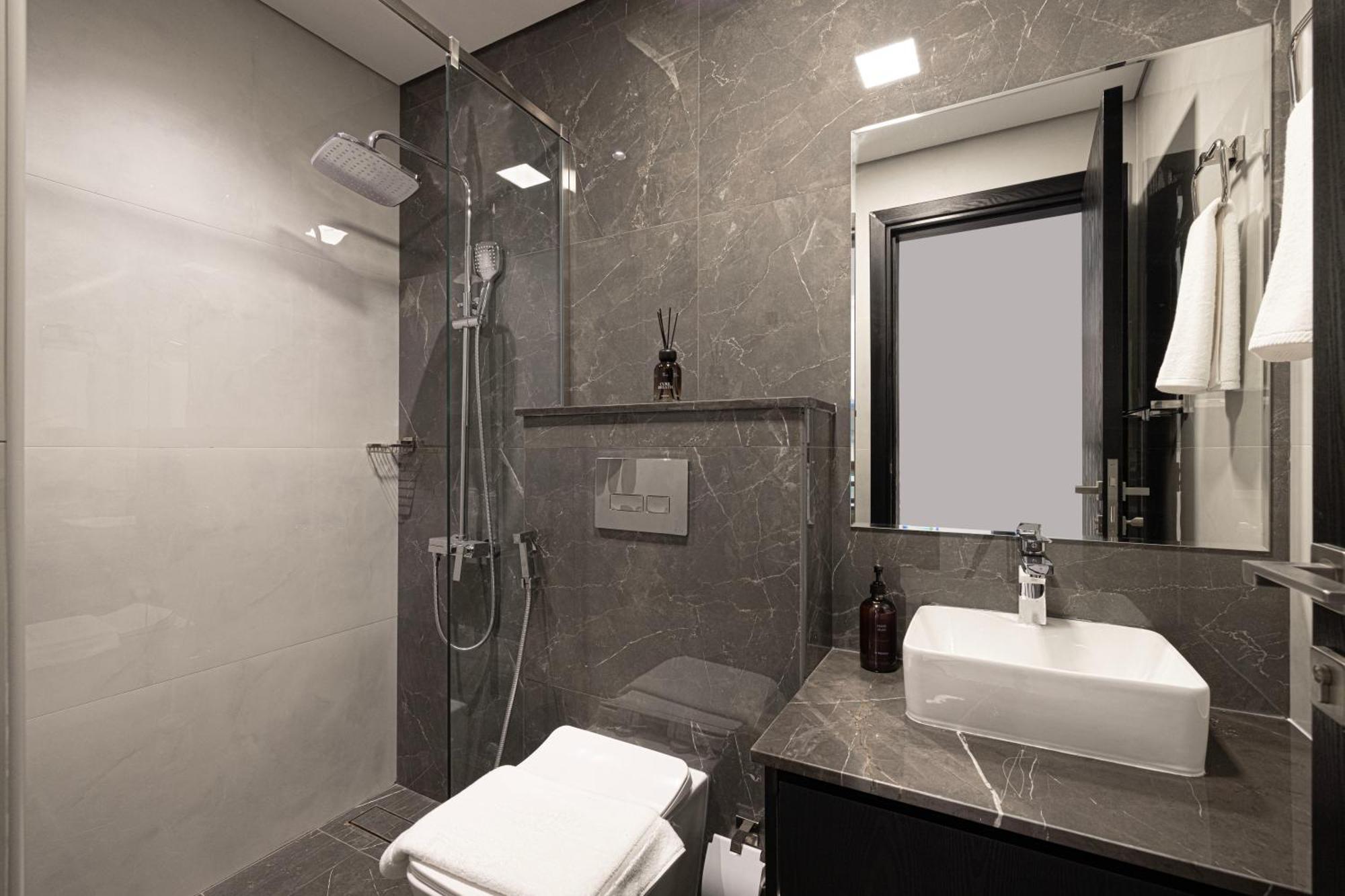 Apartment New Serene 1br With Pool & Sauna Dubai