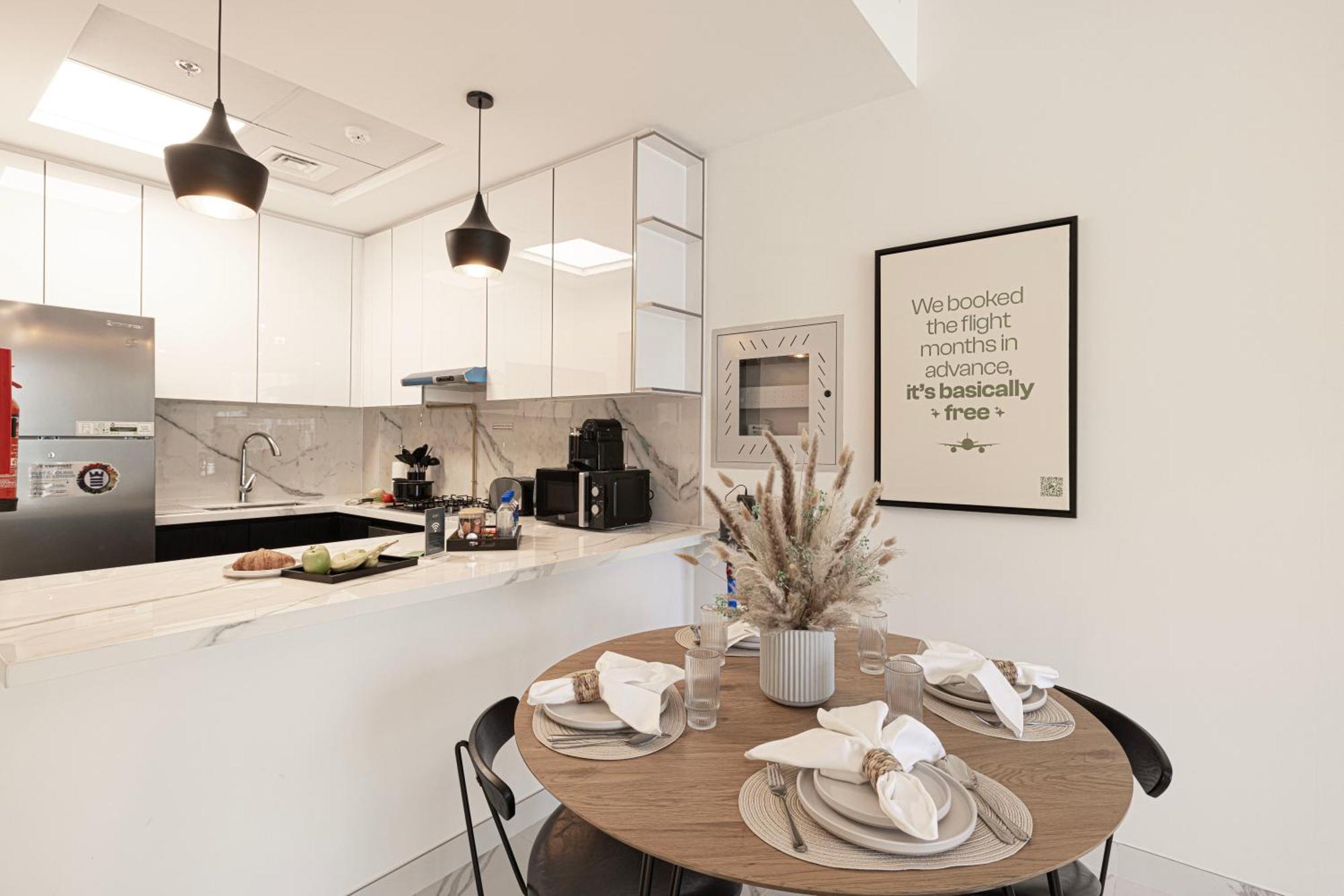 New Serene 1br With Pool & Sauna