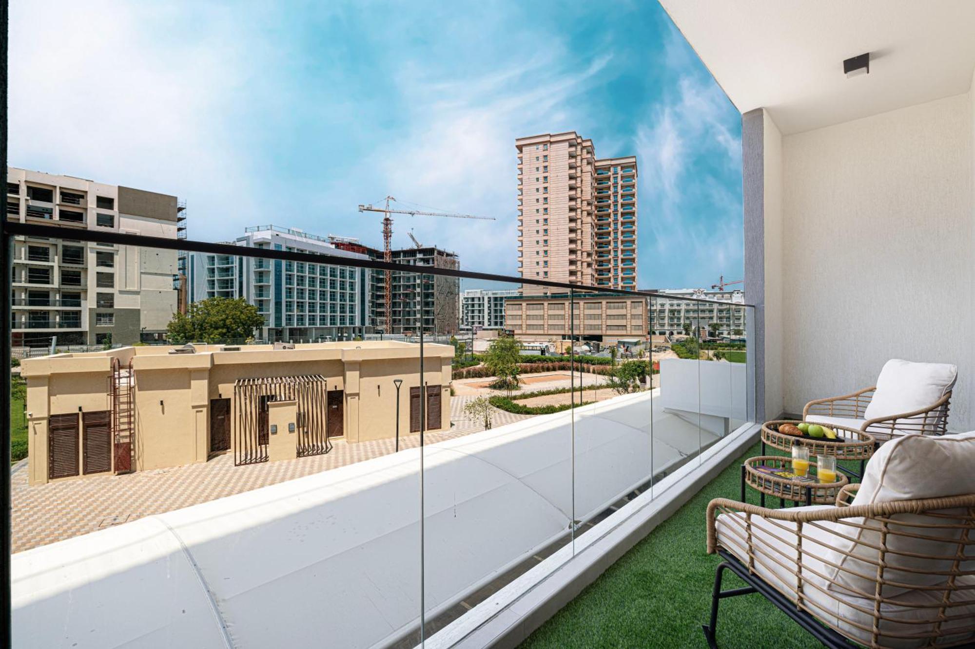 Apartment New Serene 1br With Pool & Sauna *