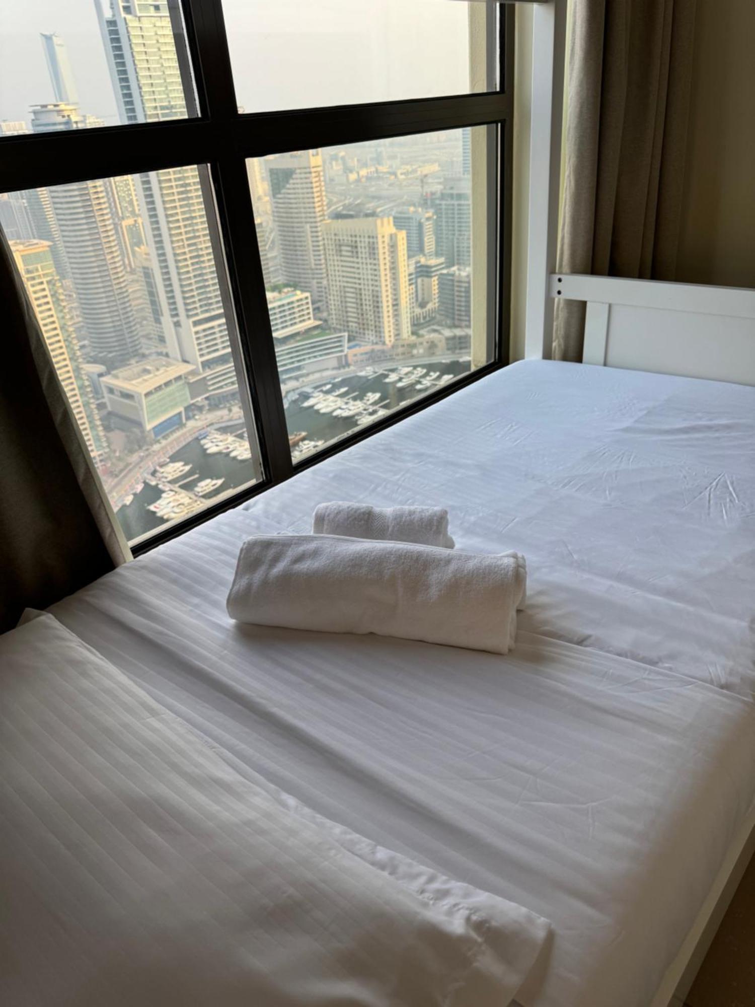 Marina Jasmine - Luxury - Jumeirah Beach Hostel Dubai