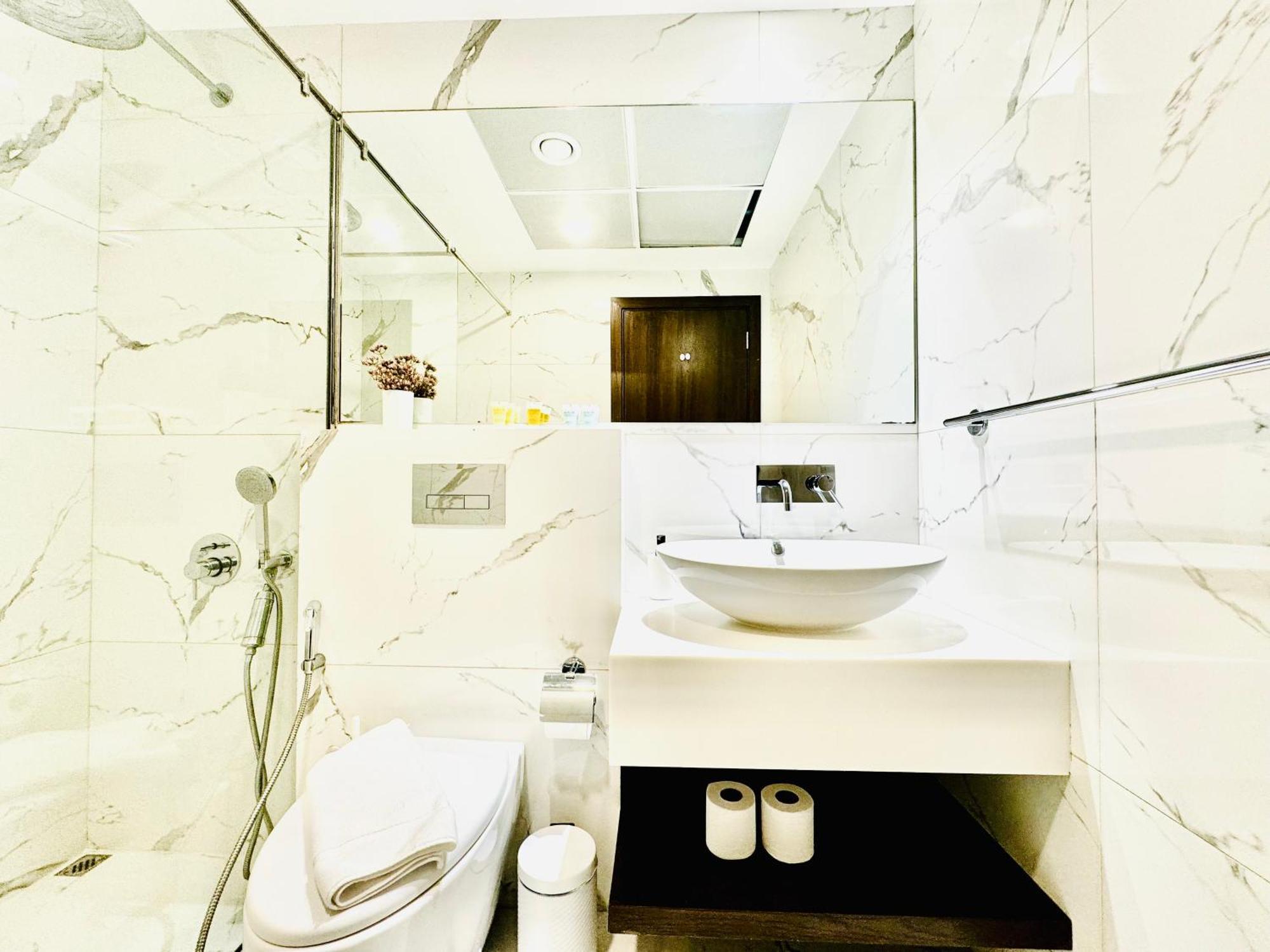 Venduras - Luxury , Hameni Tower, Jvc Apartment