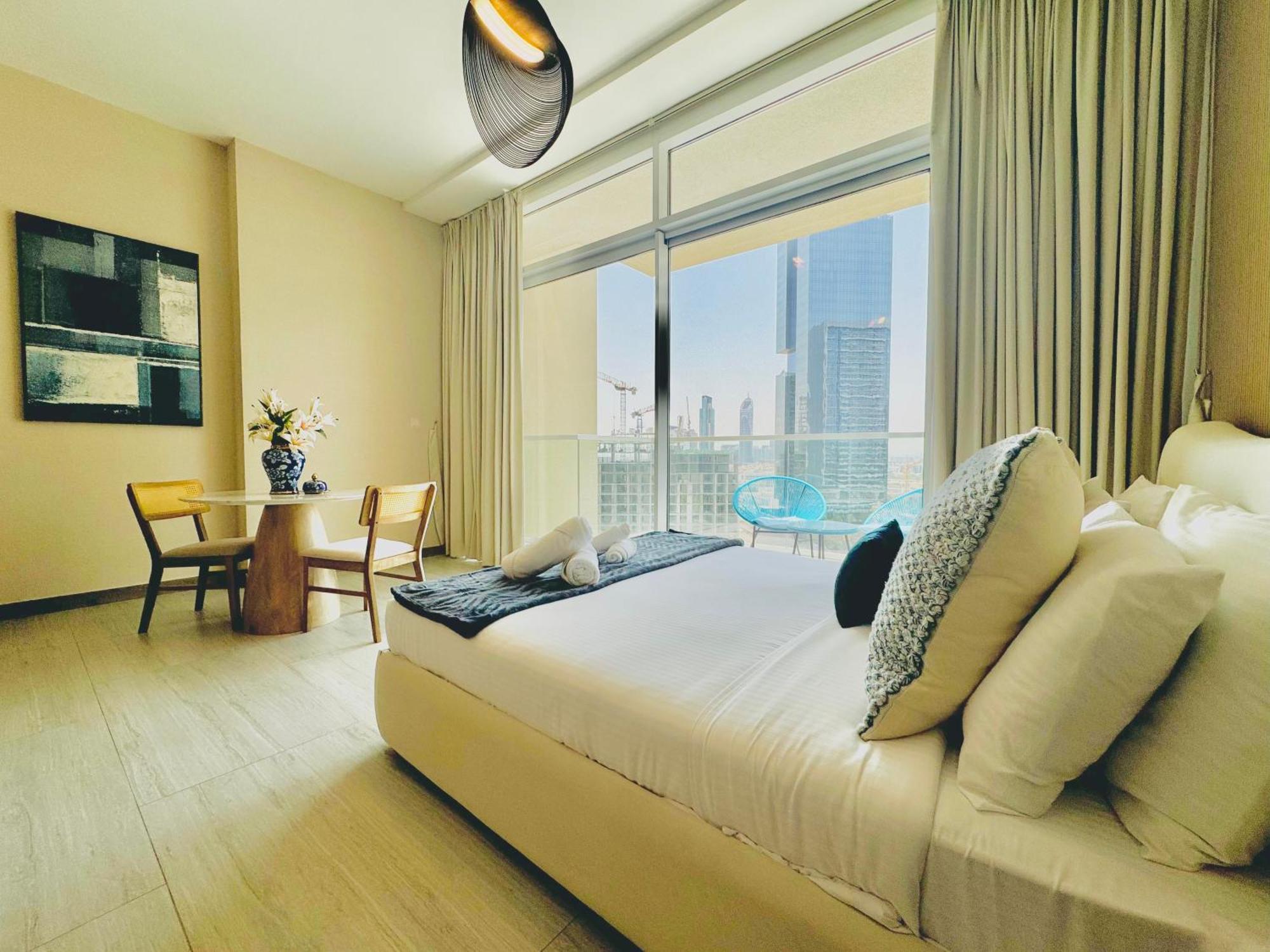 Venduras - Luxury , Hameni Tower, Jvc Apartment *