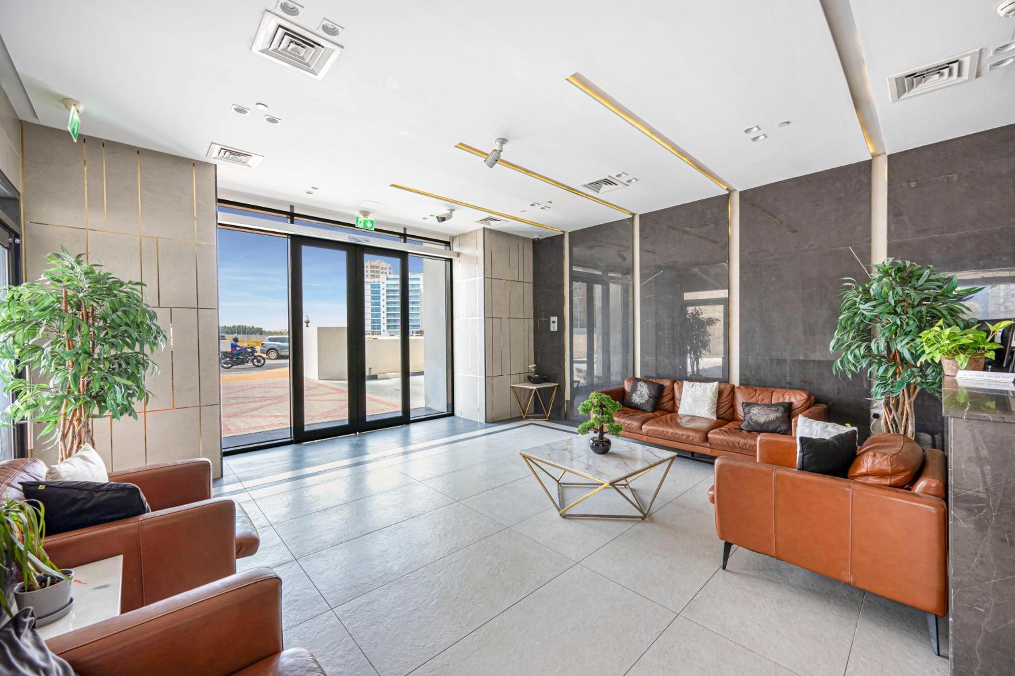 Prime Location In Dubailand Apartment *