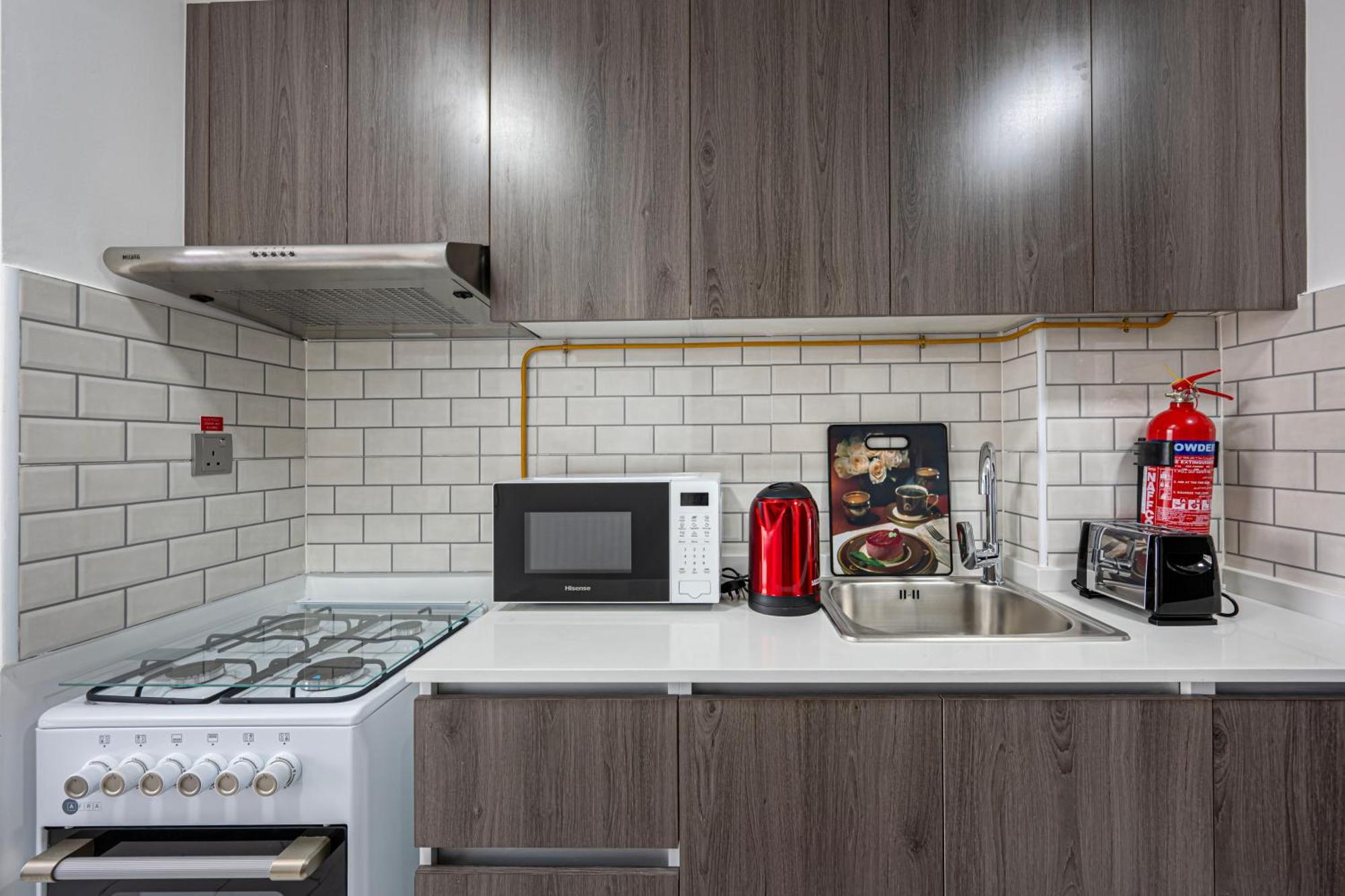 Elegant Escape In The Heart Of Dubailand Apartment