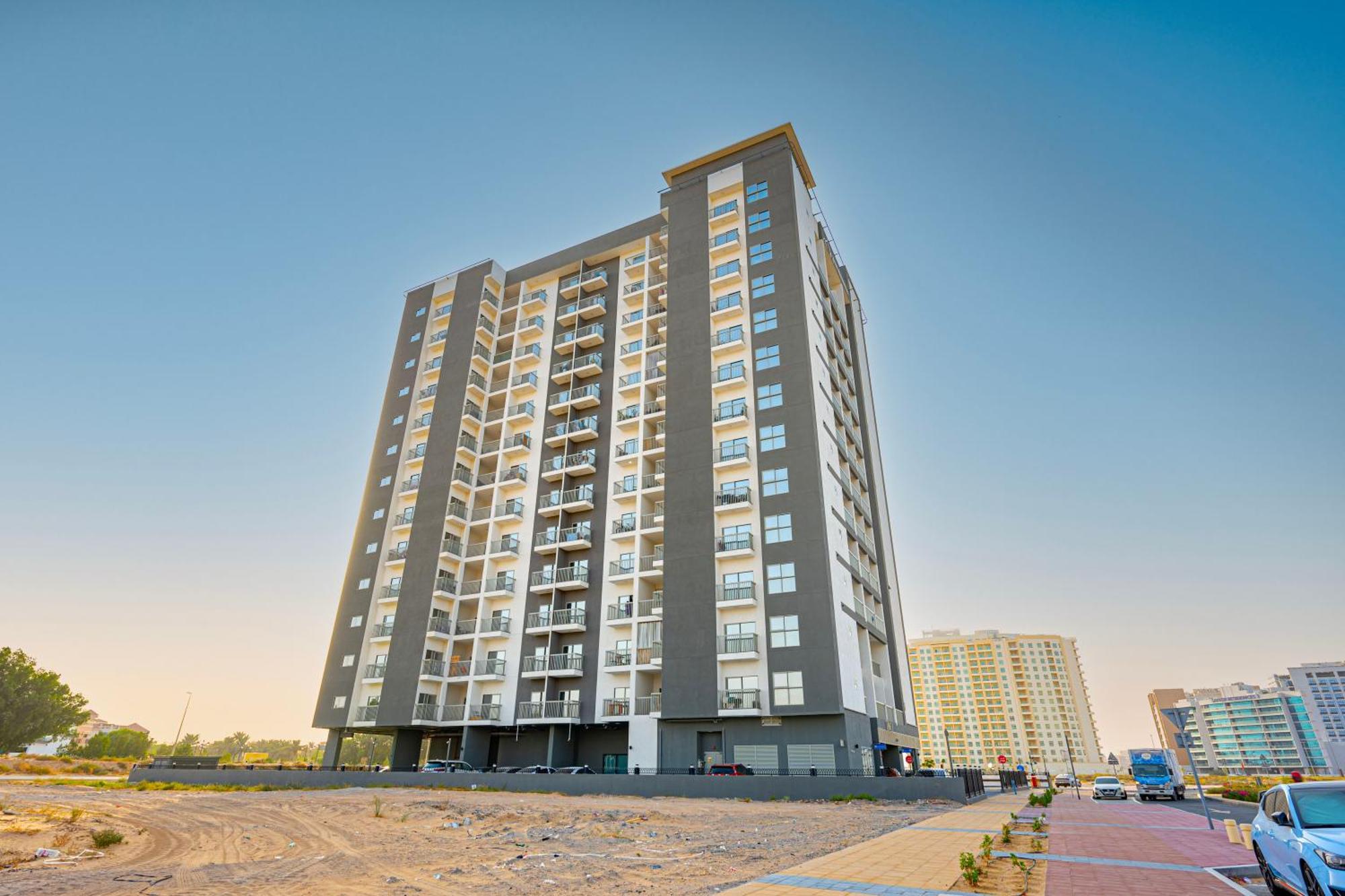 Apartment Chic Retreat In The Heart Of Dubailand Dubai