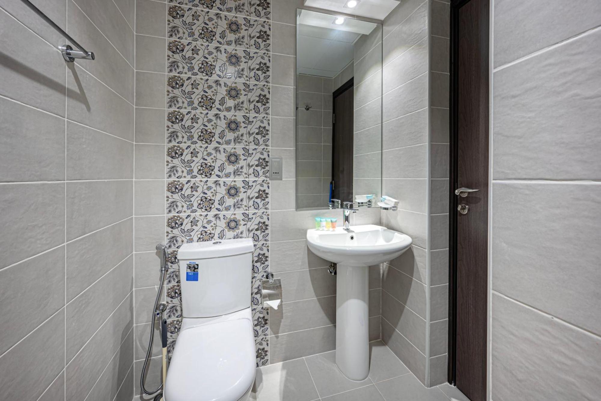 Chic Retreat In The Heart Of Dubailand Apartment