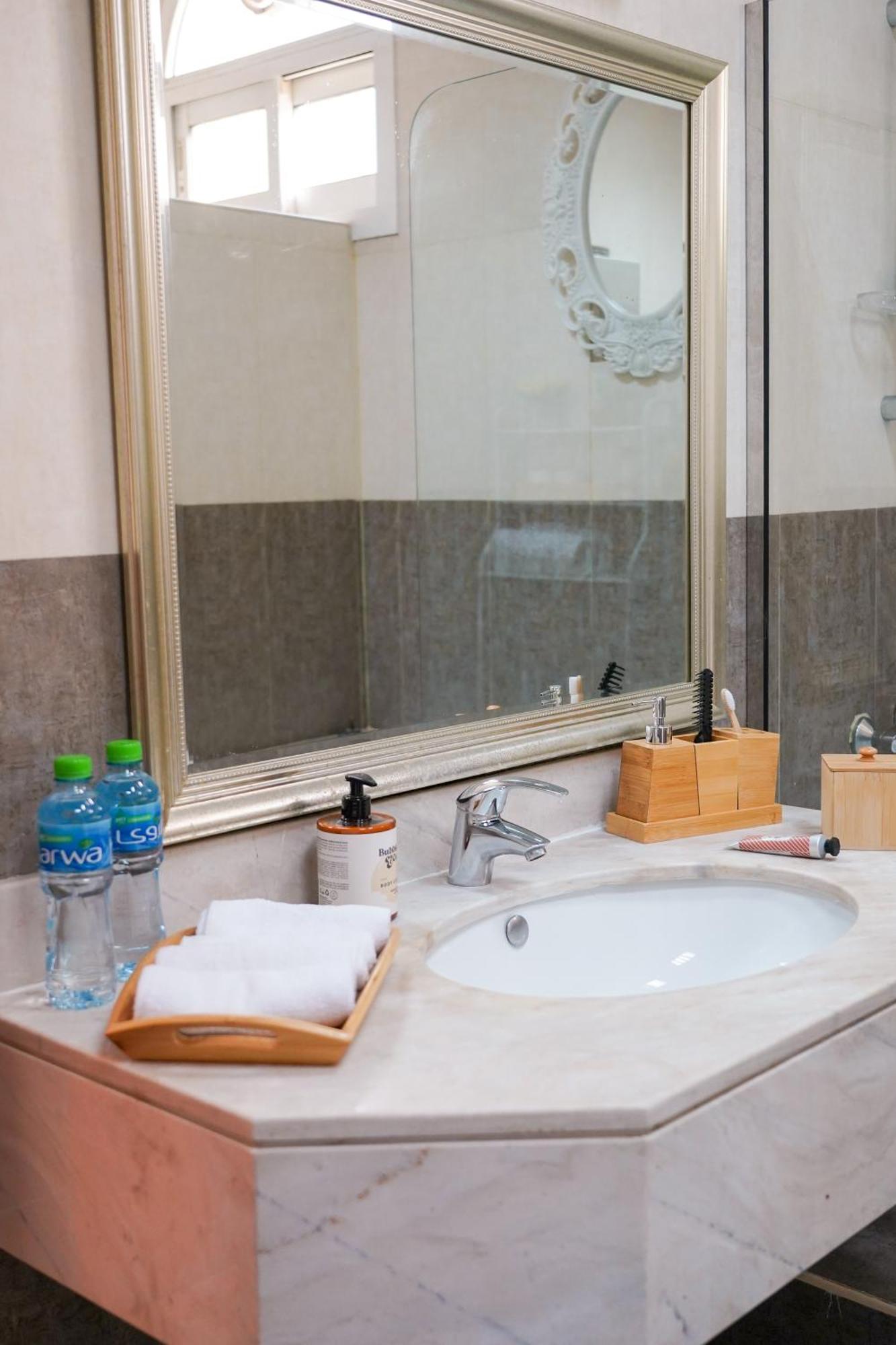 Homestay The Jumeirah Dubai