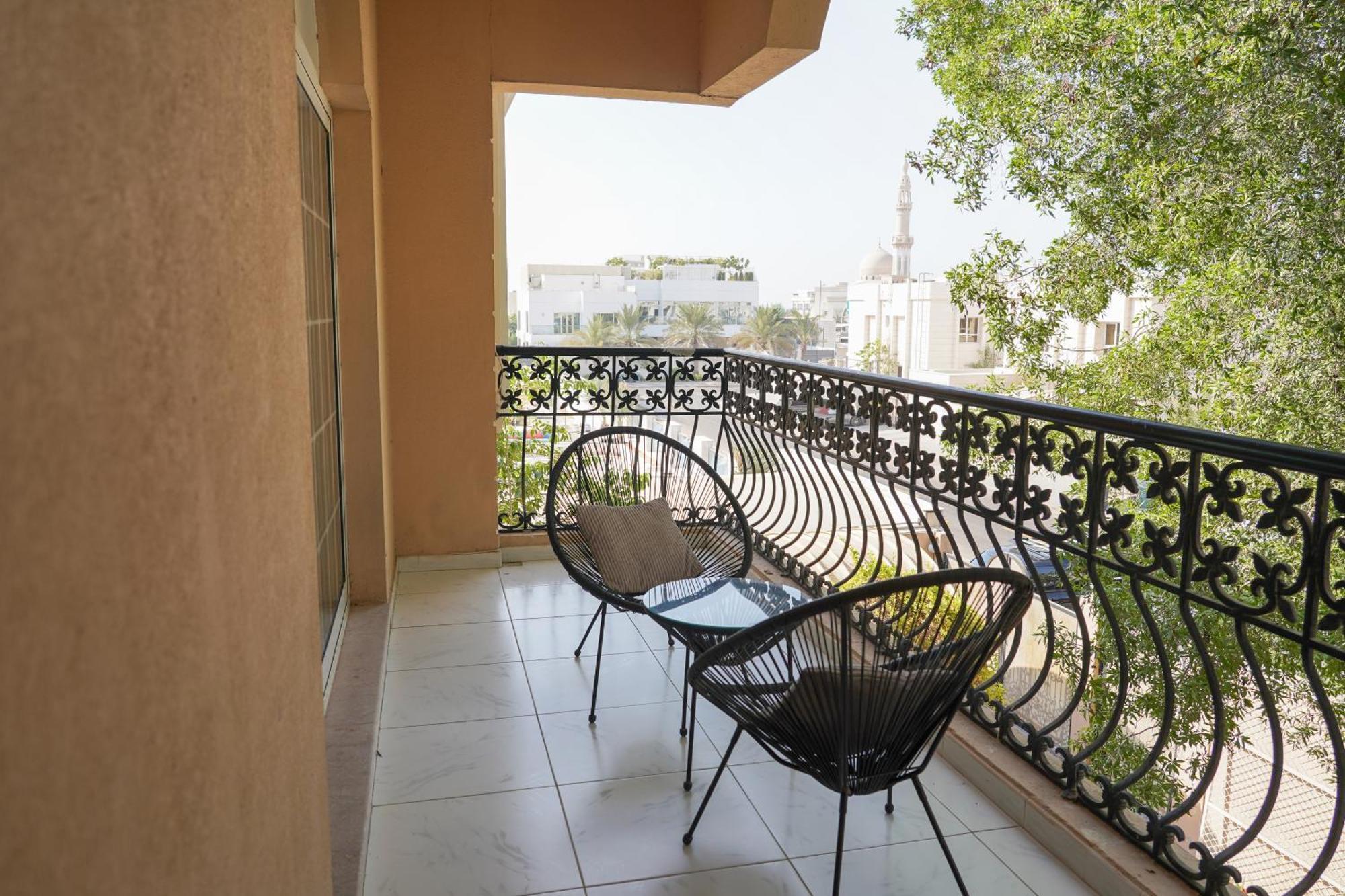 Homestay The Jumeirah *