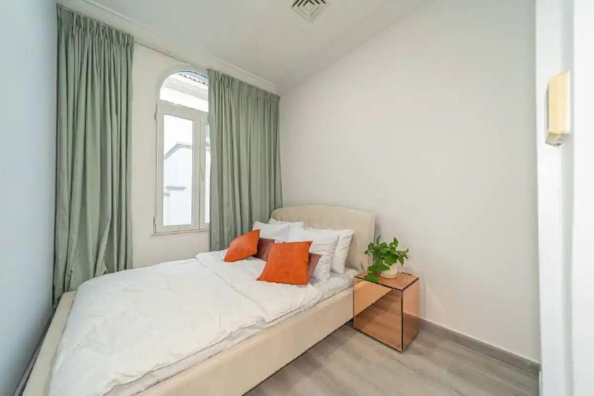 Modernized 6 Bedroom * Dubai