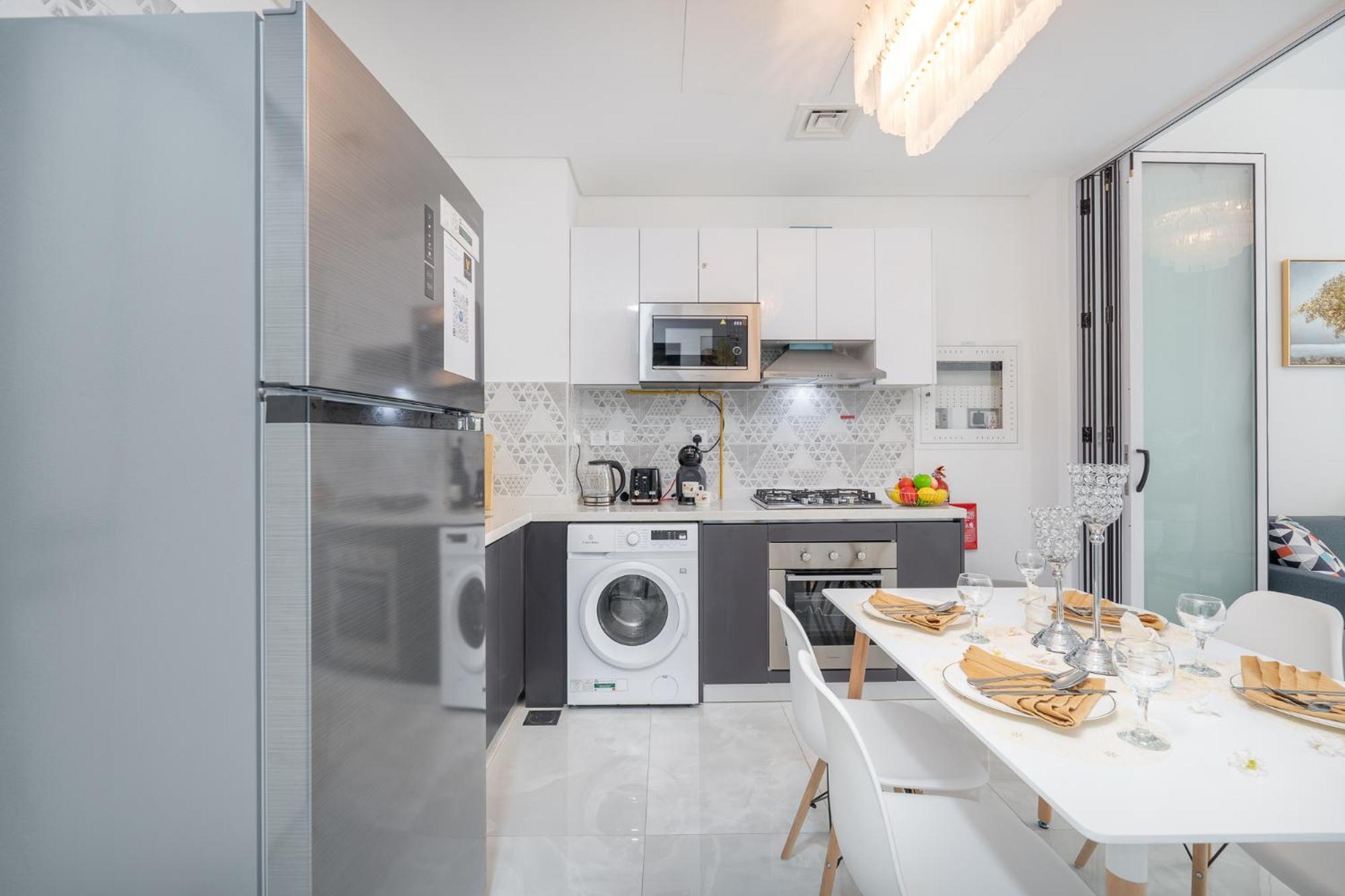 Apartment Vogue Elegance At Pearlz Near Metro Dubai