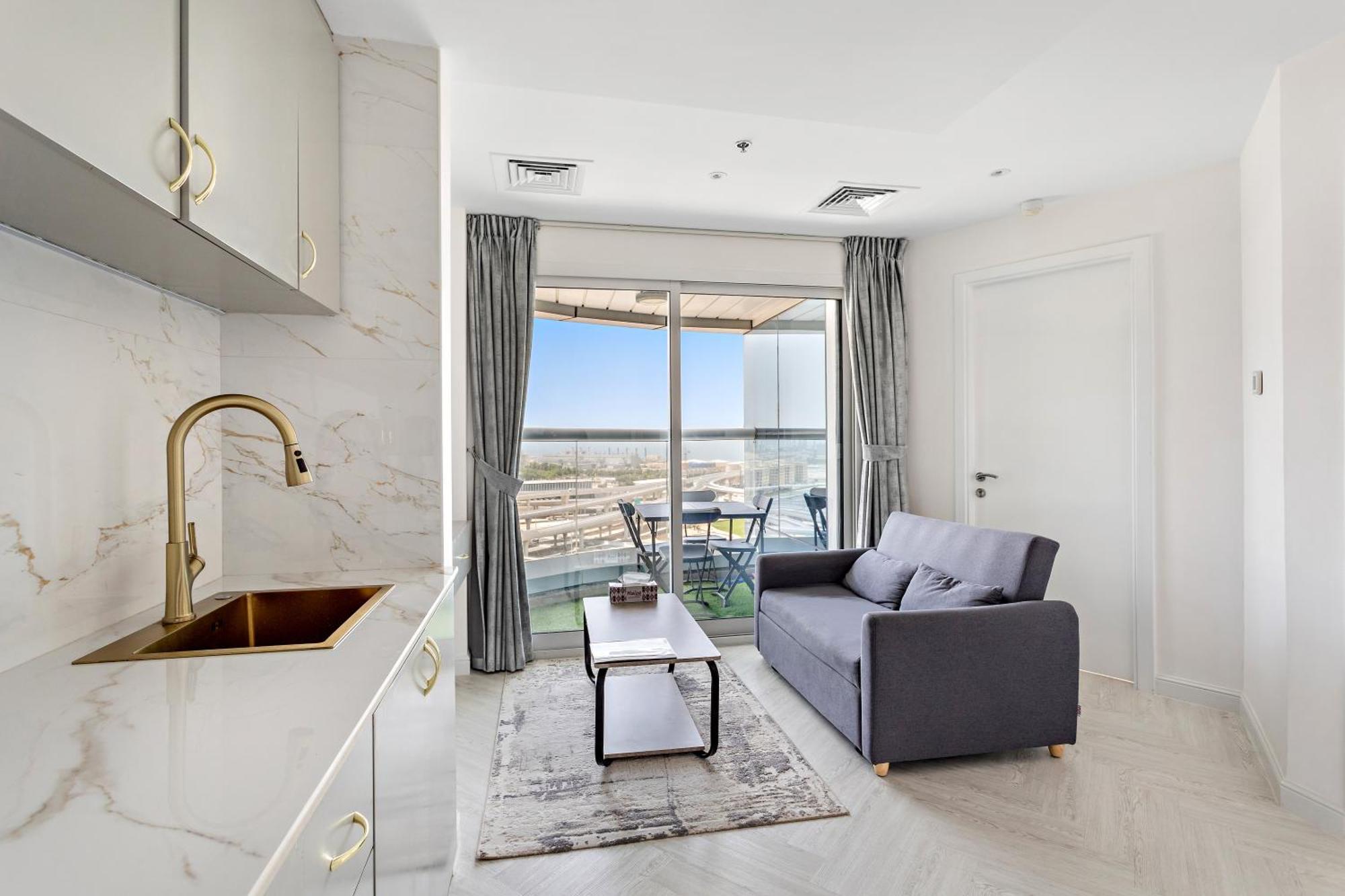Elegant With A View Apartment