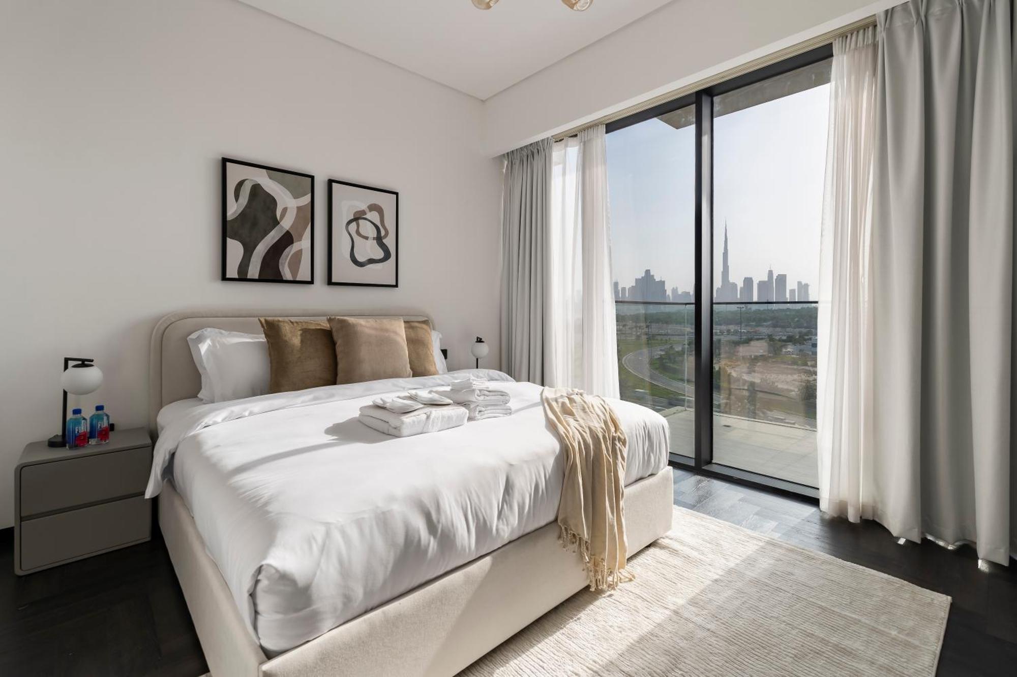 Dream With Skyline & Burj View From Balcony * Dubai