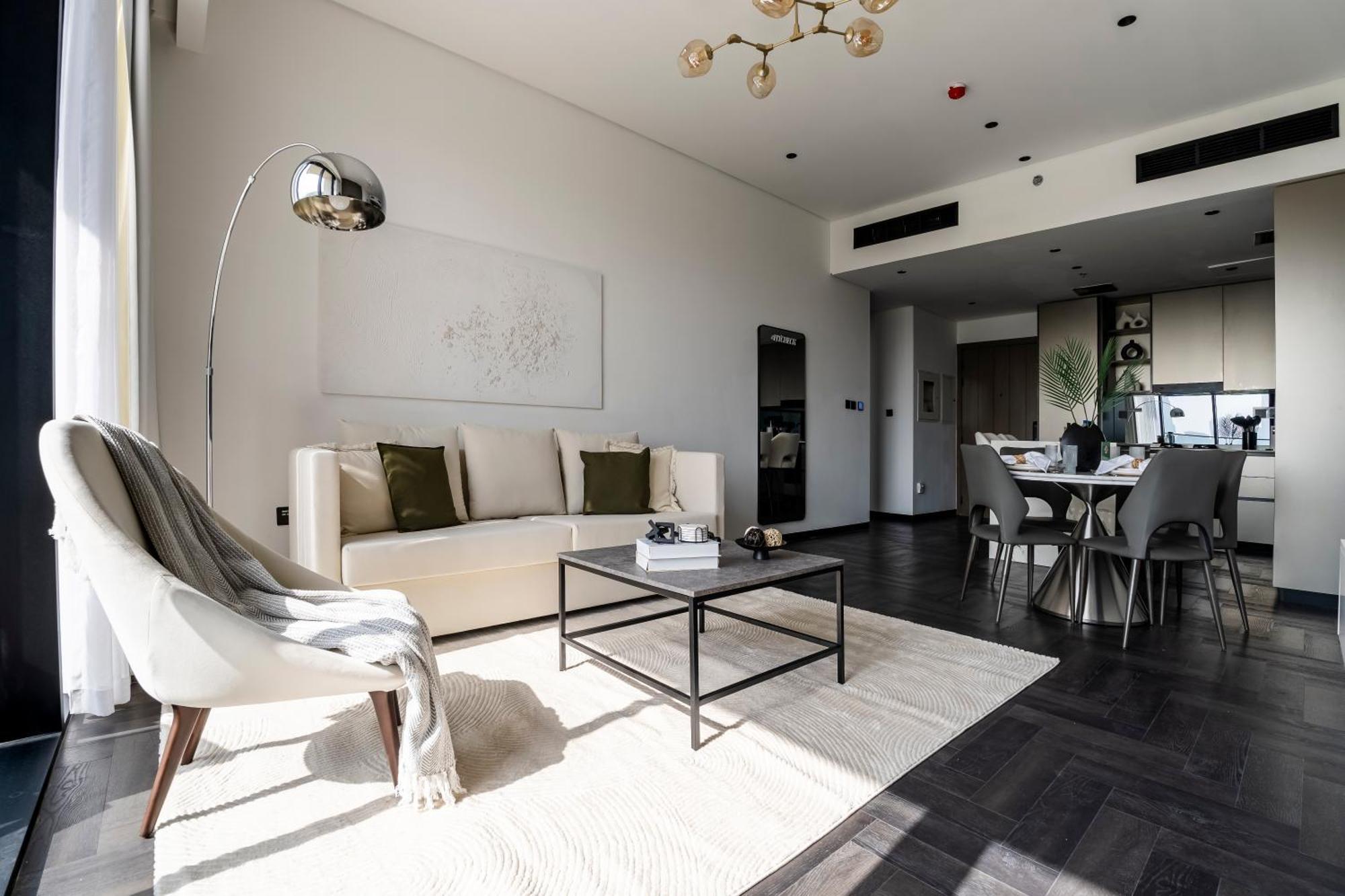 Apartment Dream With Skyline & Burj View From Balcony *