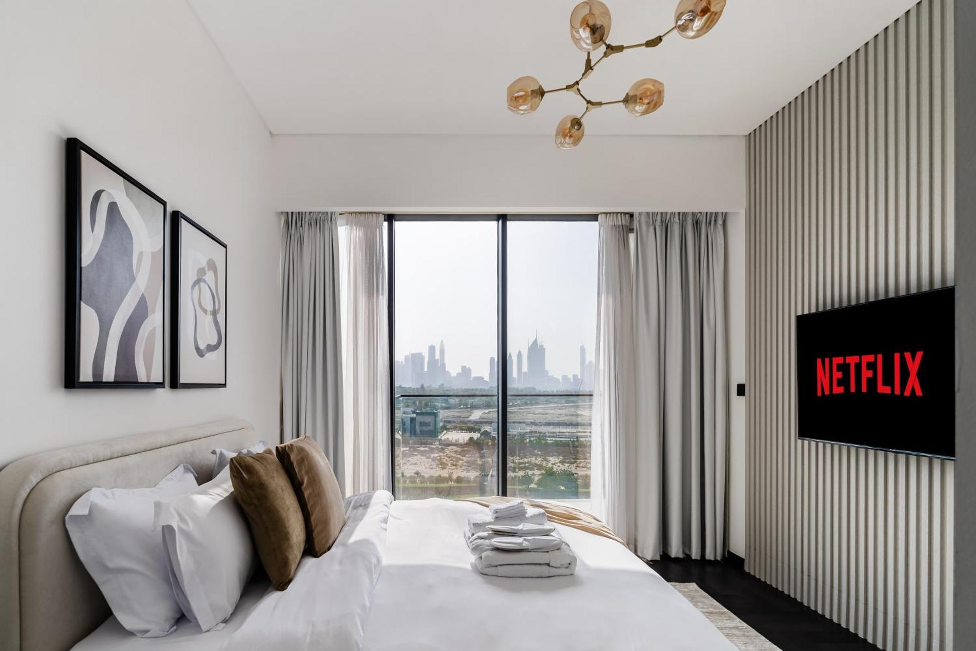 Apartment Dream With Skyline & Burj View From Balcony