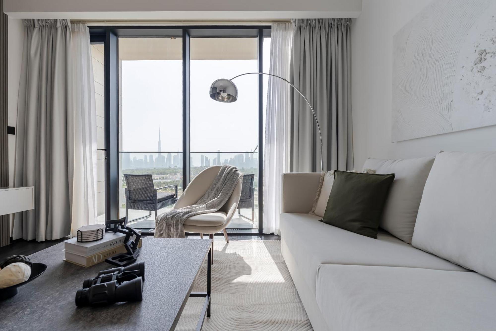 Dream With Skyline & Burj View From Balcony Apartment Dubai