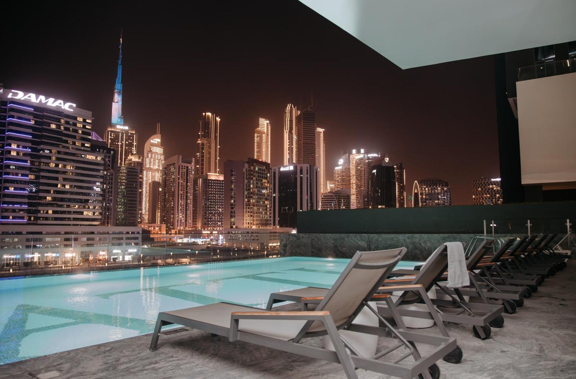 Burj Khalifa View Apartment *