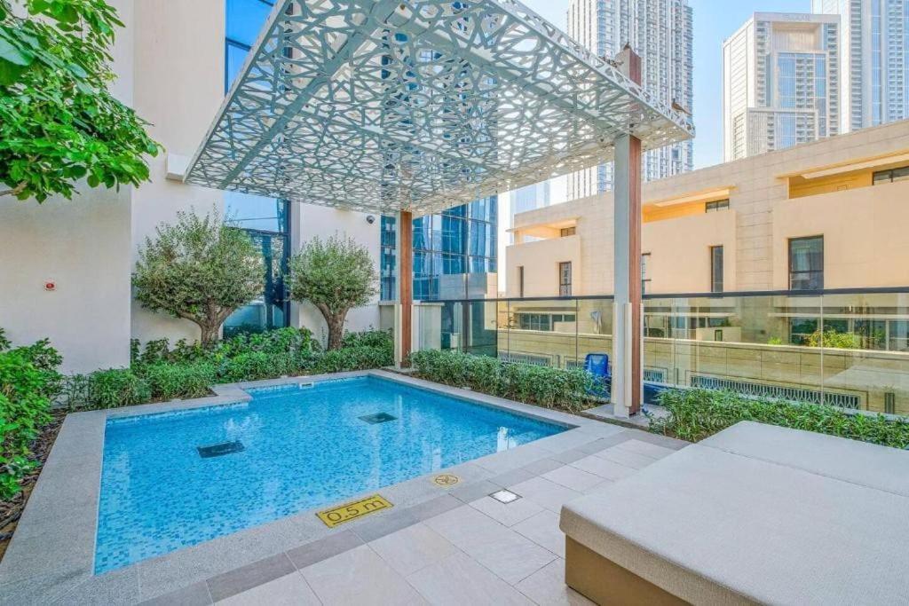 Prime Location - Act 1 Act 2 - Downtown * Dubai