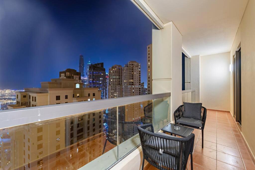 First Class 2br Breathtaking & Palm View Apartment