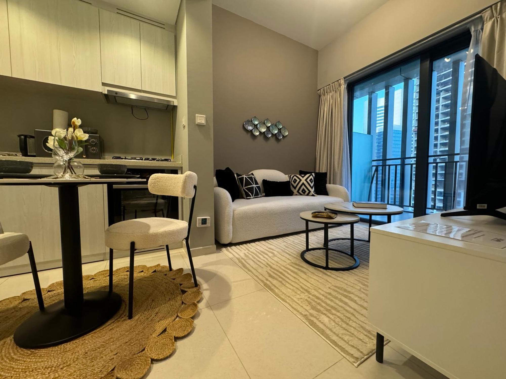 Ashri Homes Stylish Near Burj Khalifa