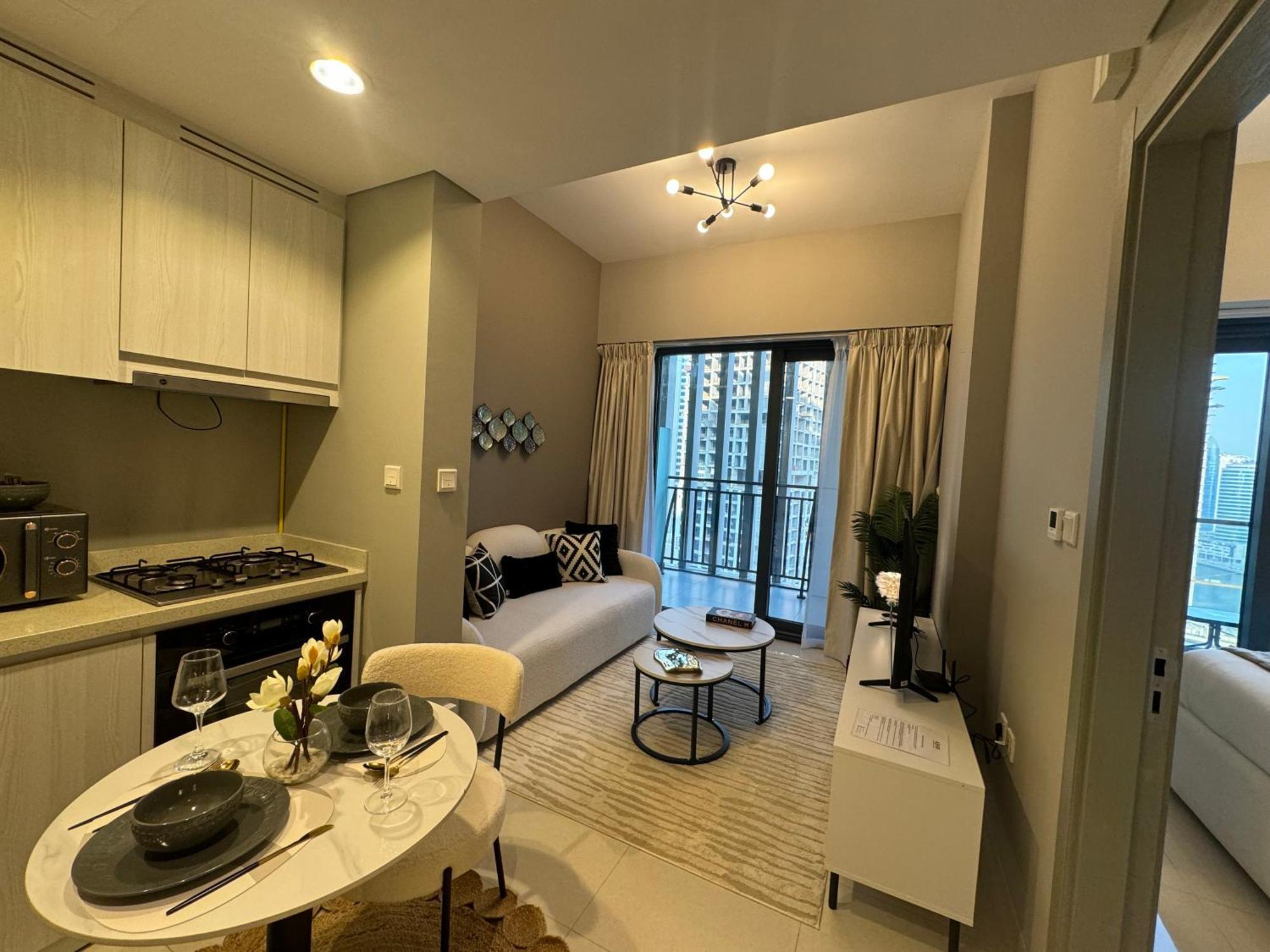 Ashri Homes Stylish Near Burj Khalifa Dubai