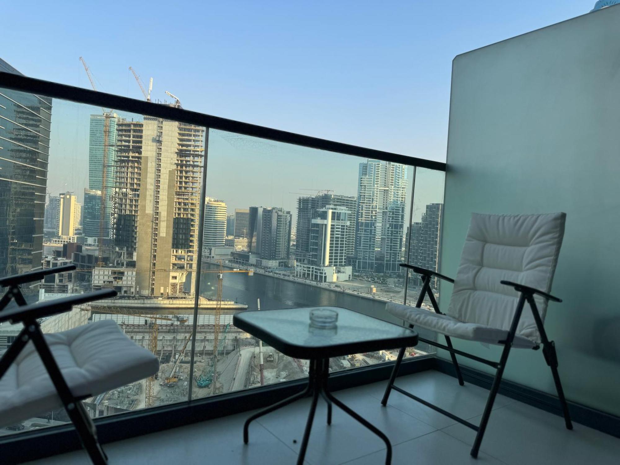 Ashri Homes Stylish Near Burj Khalifa * Dubai