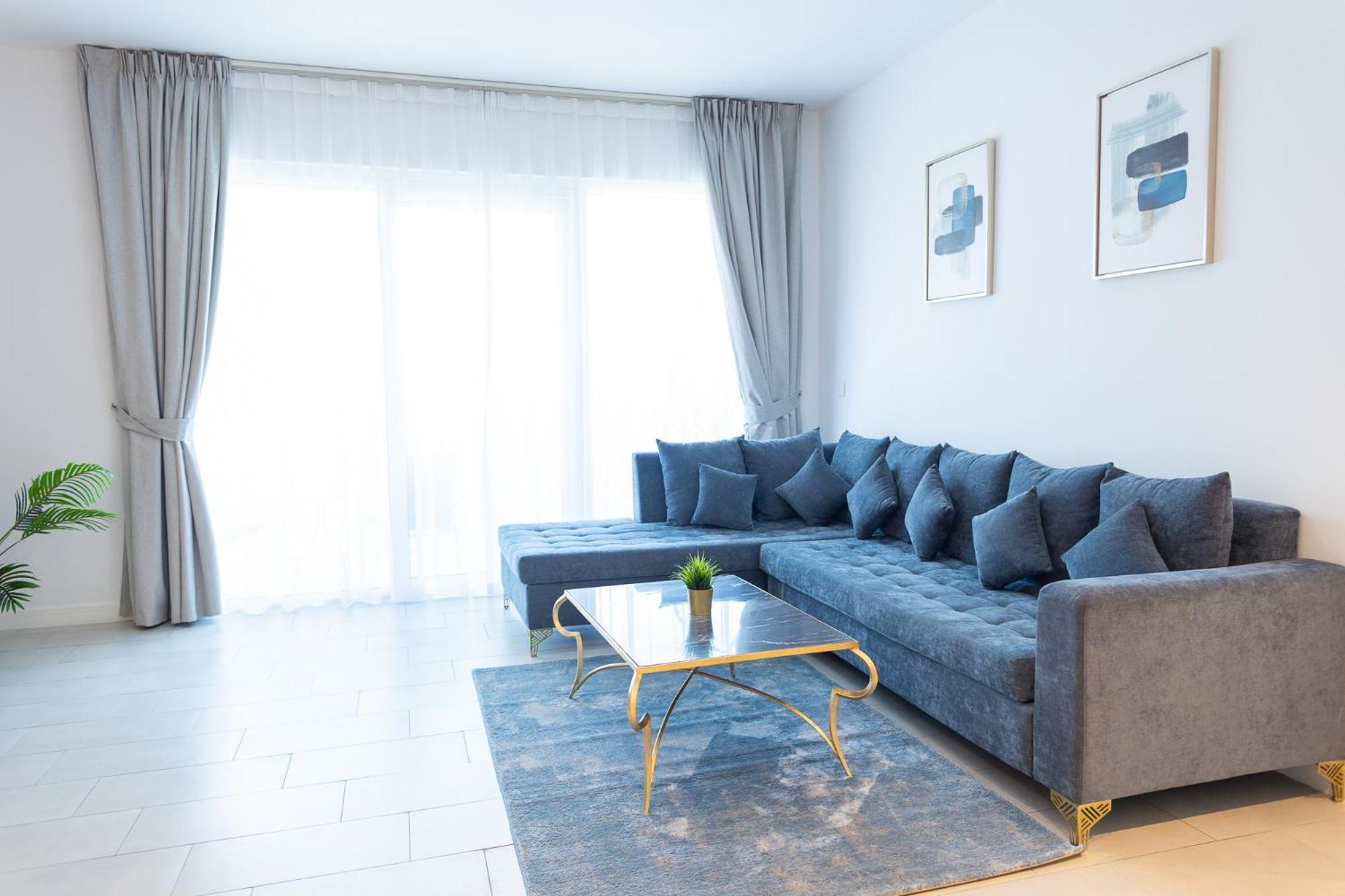 La Vie Front Jbr By Happy Season Apartment