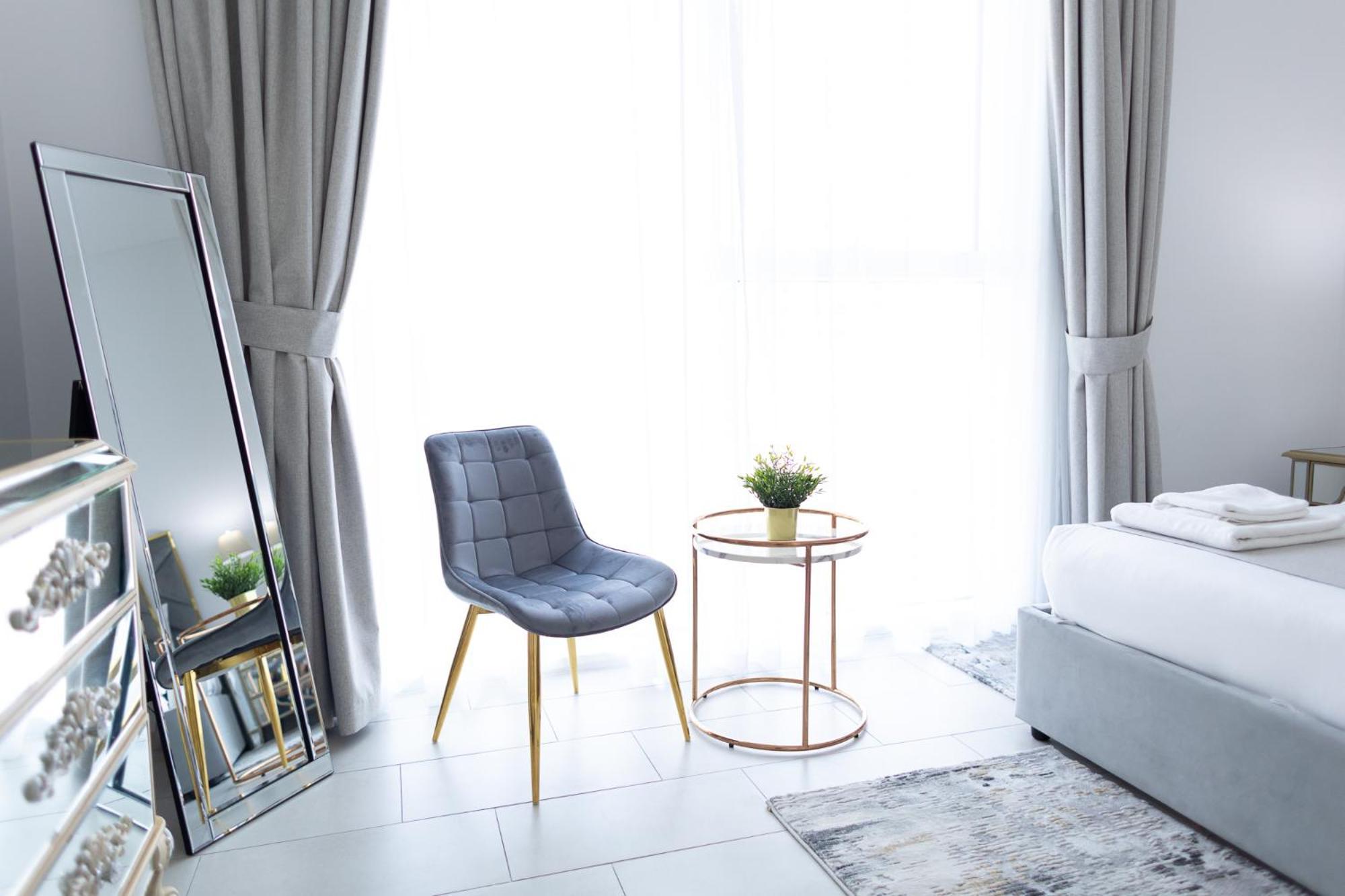 Apartment La Vie Front Jbr By Happy Season Dubai