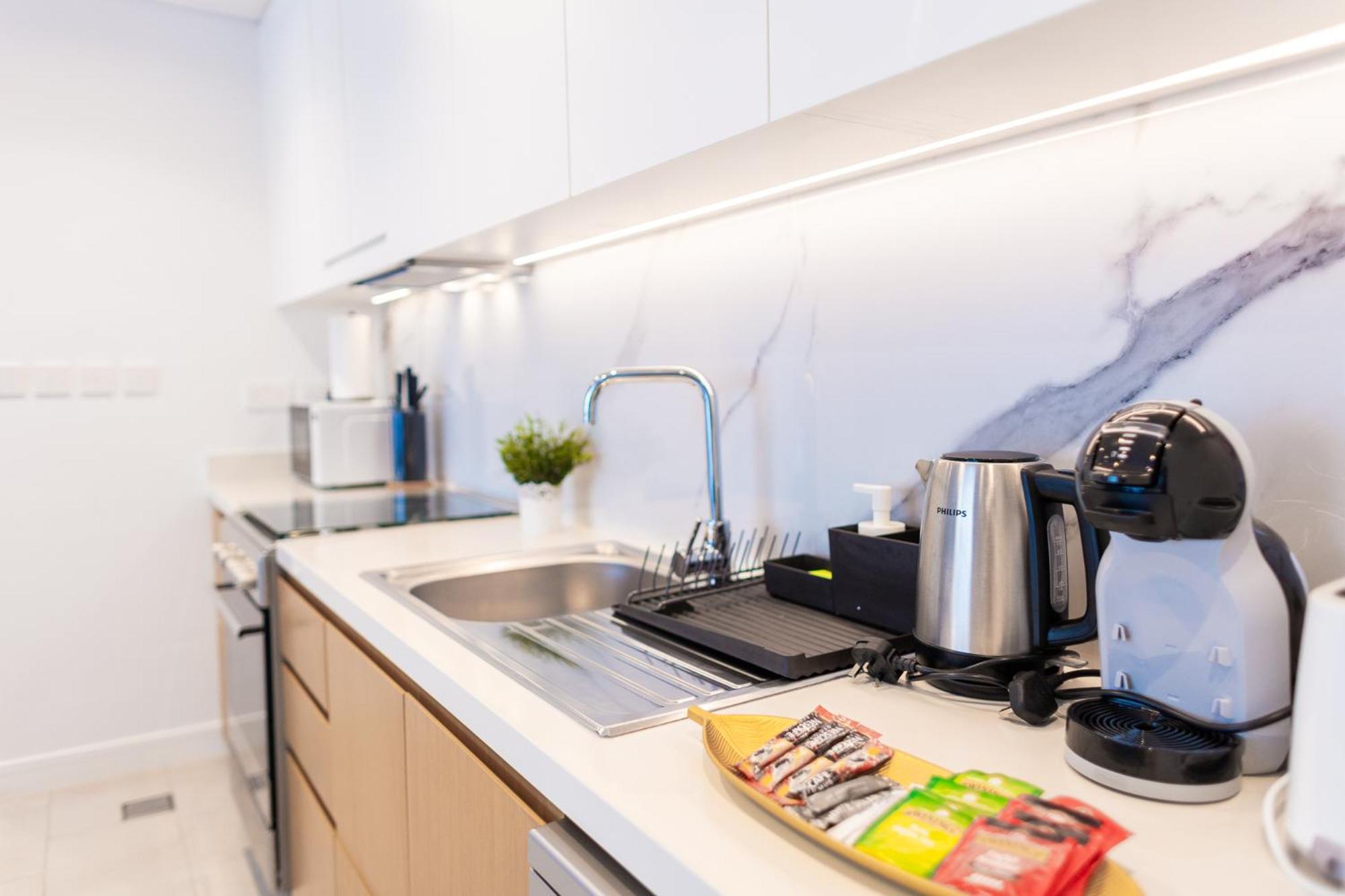 Apartment La Vie Front Jbr By Happy Season Dubai