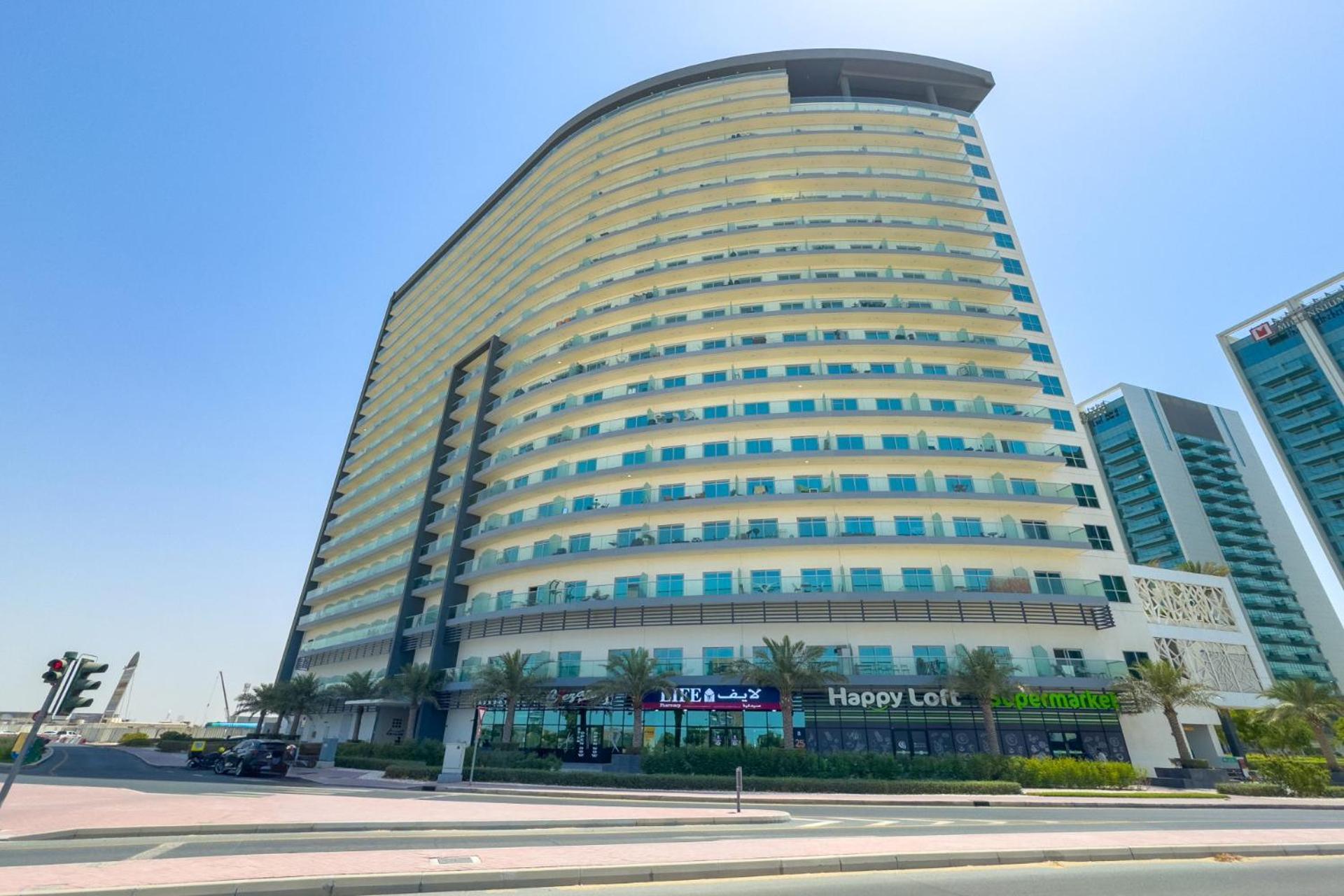 Chic And Cozy Furnished Apt, Fantastic Amenities * Dubai