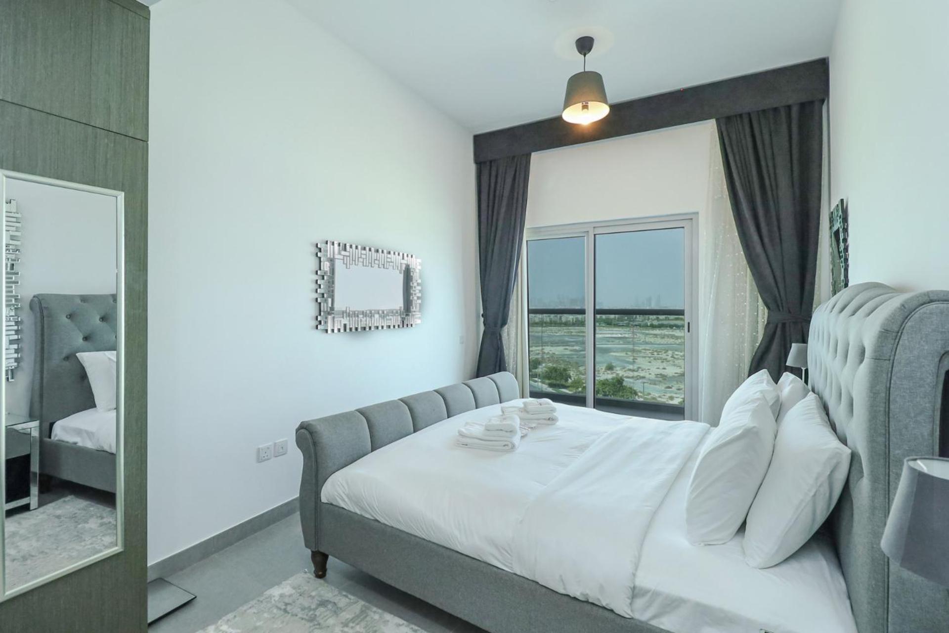 Chic And Cozy Furnished Apt, Fantastic Amenities