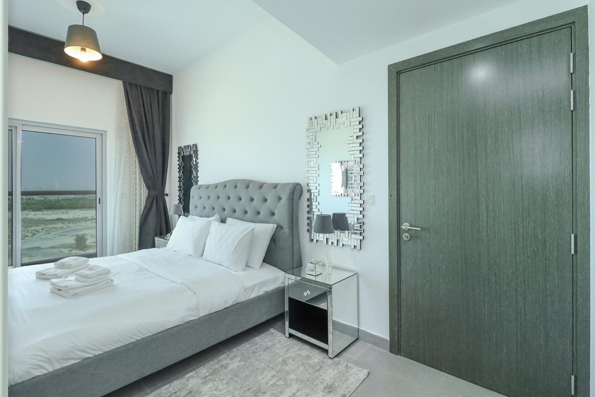 Chic And Cozy Furnished Apt, Fantastic Amenities Apartment