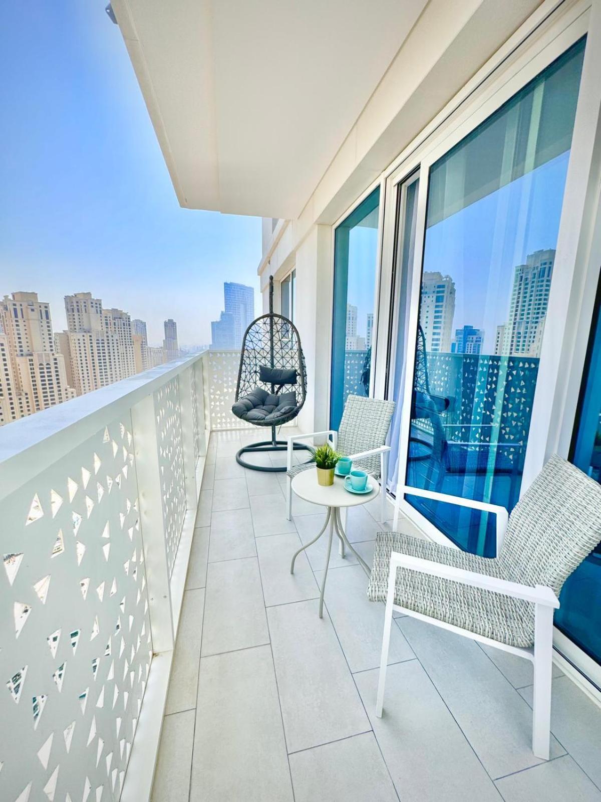 Apartment La Vie Front Jbr By Happy Season Dubai