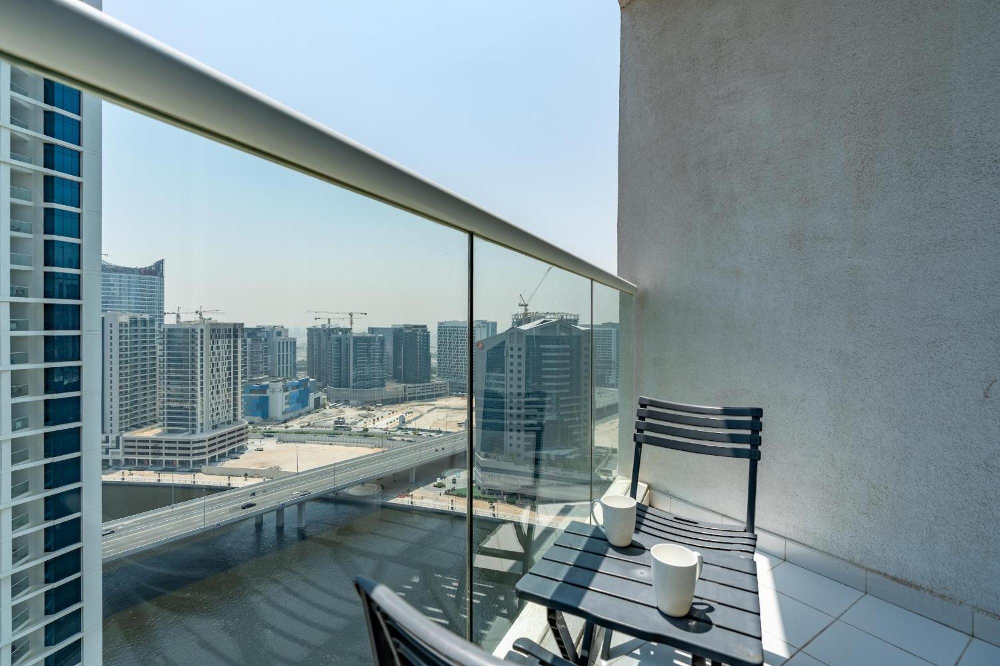 Business Bay With Canal View - Cityapartmentstay Apartment