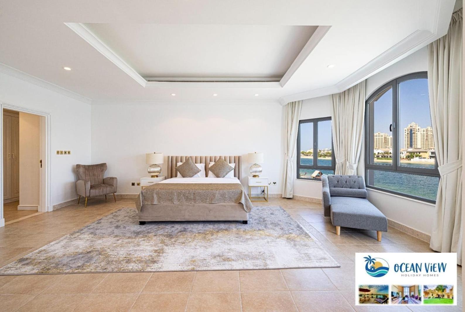 Villa Beachfront Luxury 5 Bedroom And 1 Maids Room, Private Pool And Direct Access, Palm Jumeirah *