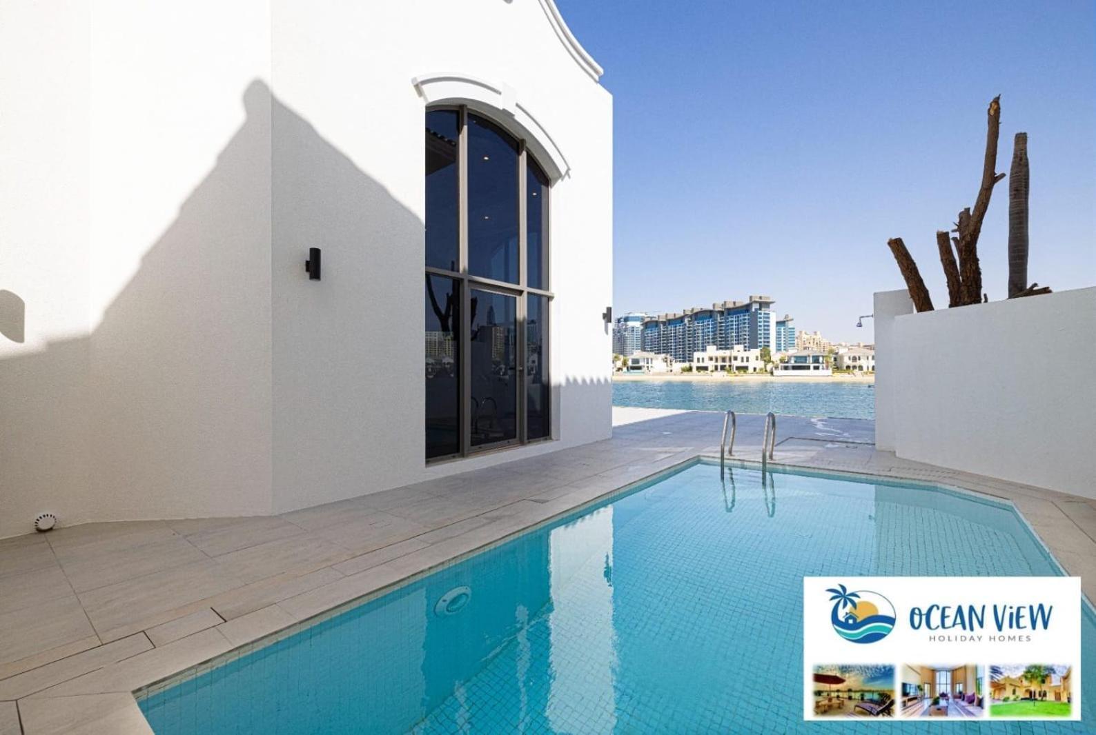Beachfront Luxury 5 Bedroom And 1 Maids Room, Private Pool And Direct Access, Palm Jumeirah Villa *