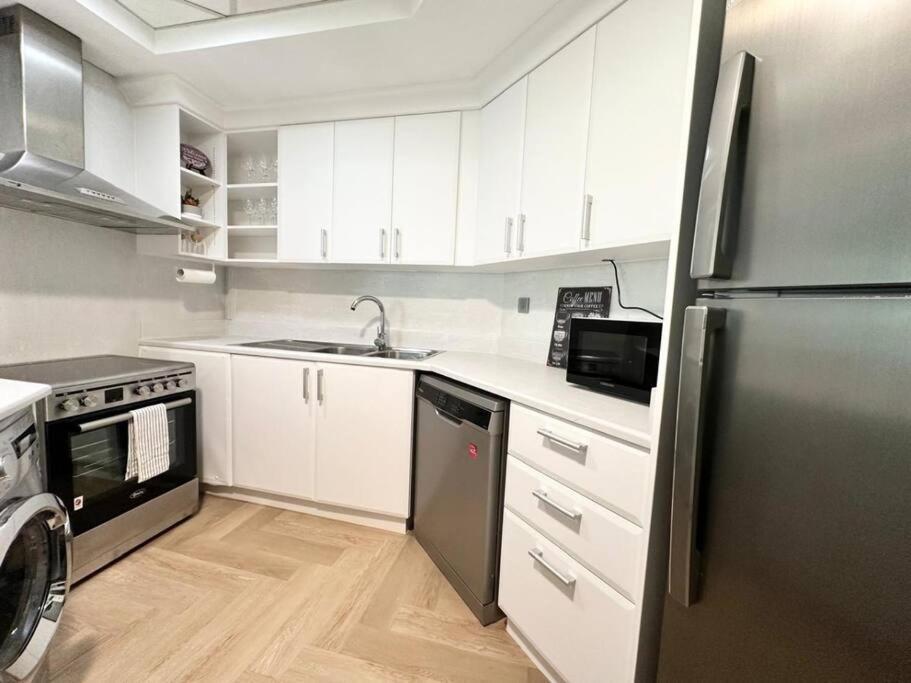 Tranquil 1br Palm With Access And Park Views