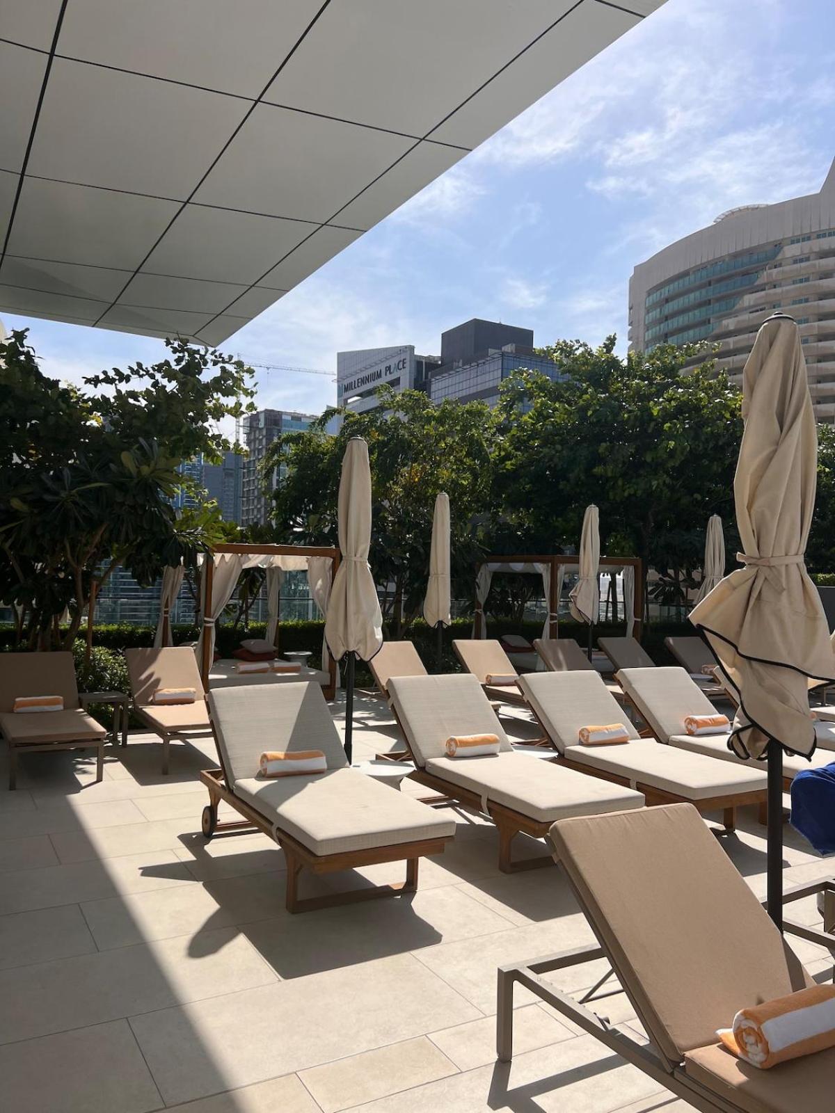 Luxe Nauticalstyle 2bd In Vida Yachtclub Apartment Dubai