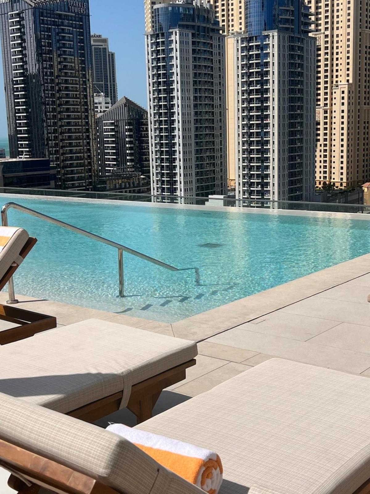 Apartment Luxe Nauticalstyle 2bd In Vida Yachtclub *