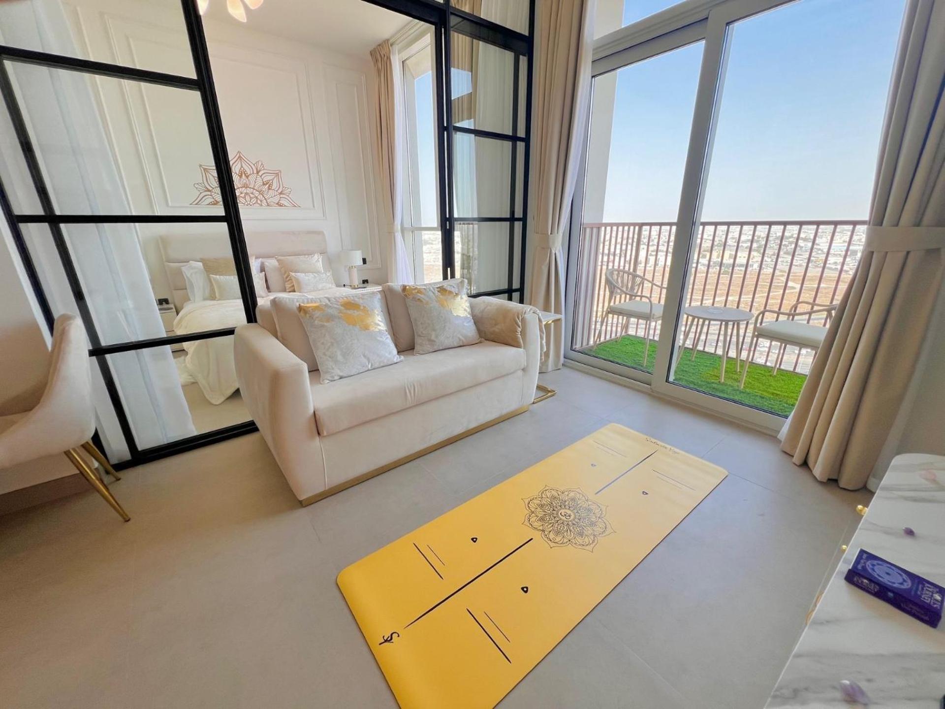 Luxury In Hills Burj Khalifa Views Apartment Dubai